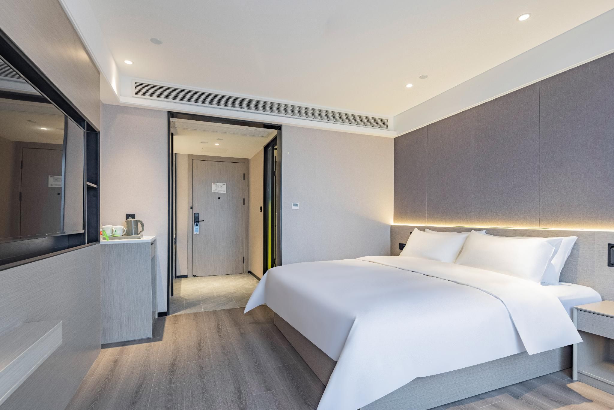 Huazhu - Business Bed Room