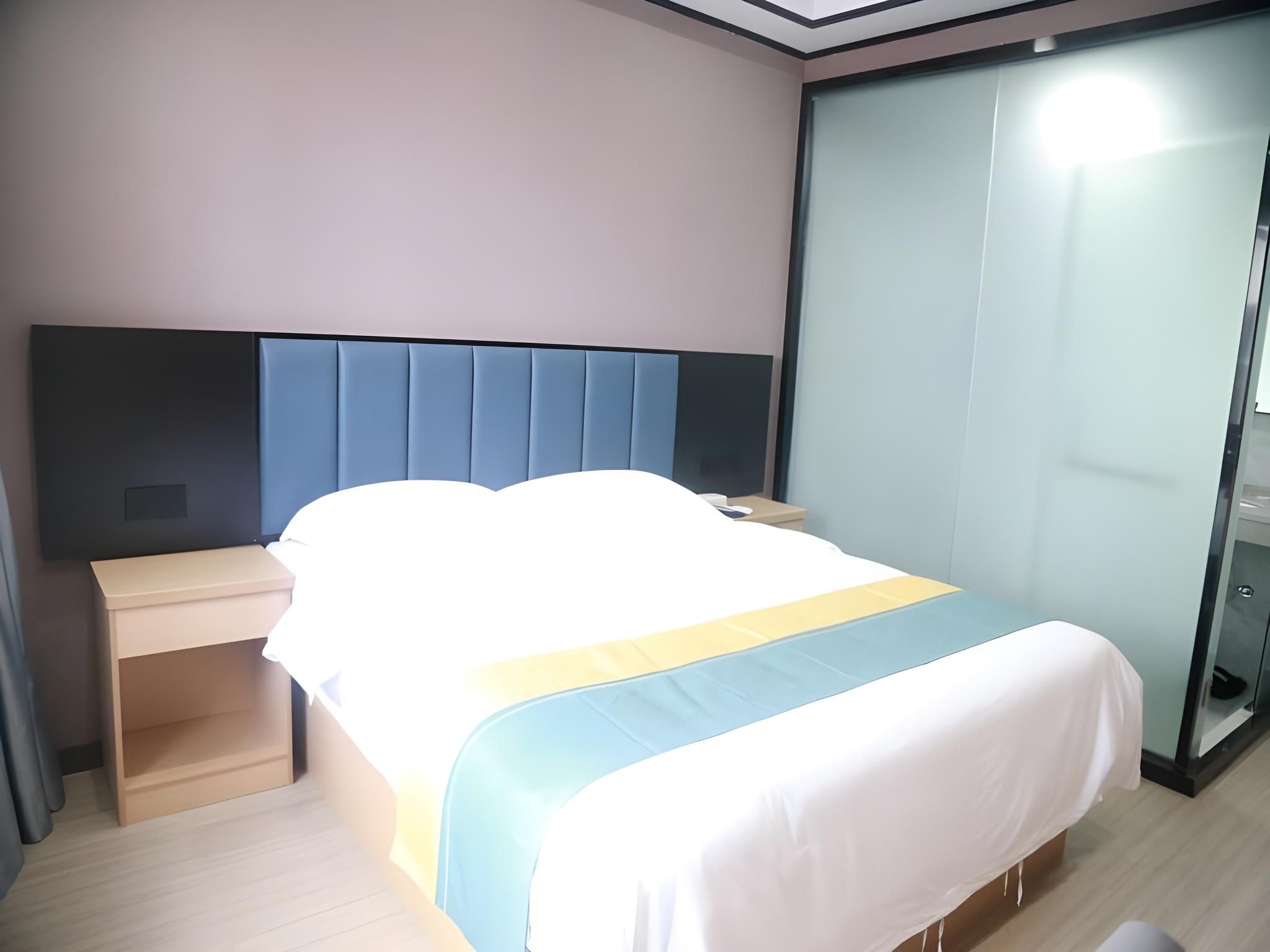 GTI - Fashion 1 Bed Room
