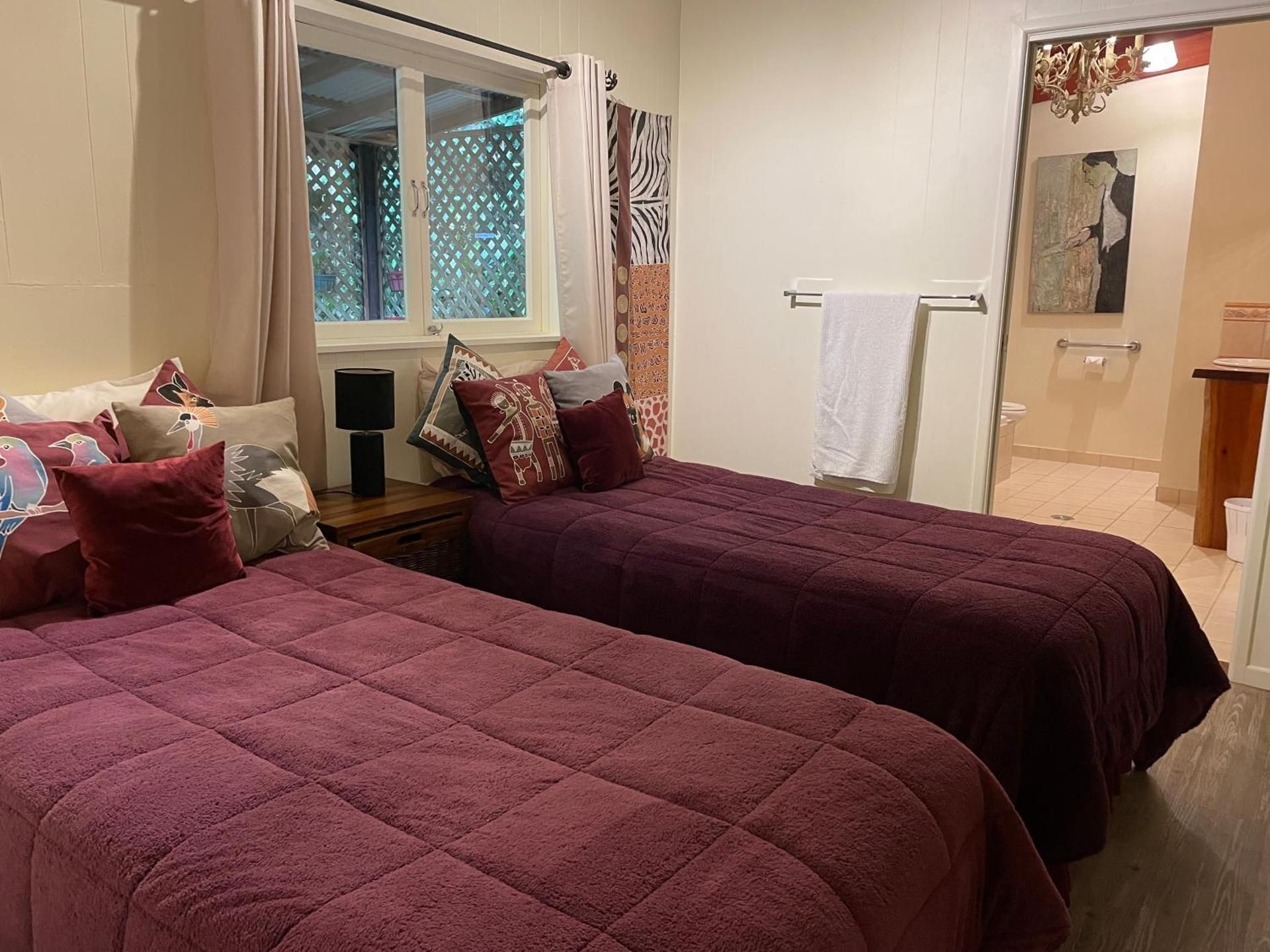 Deluxe Twin Room - Zimbabwean