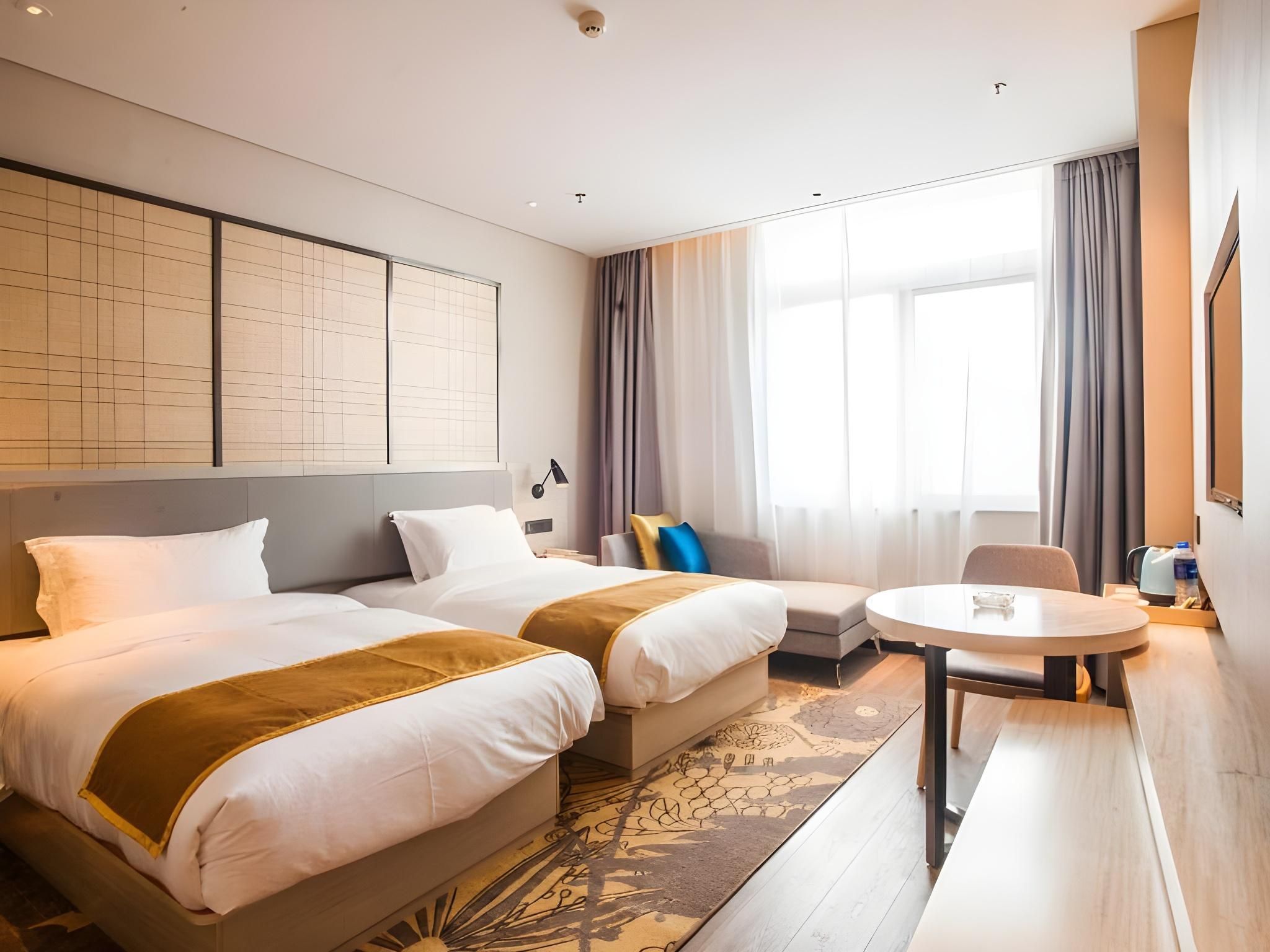 Twin Deluxe Room