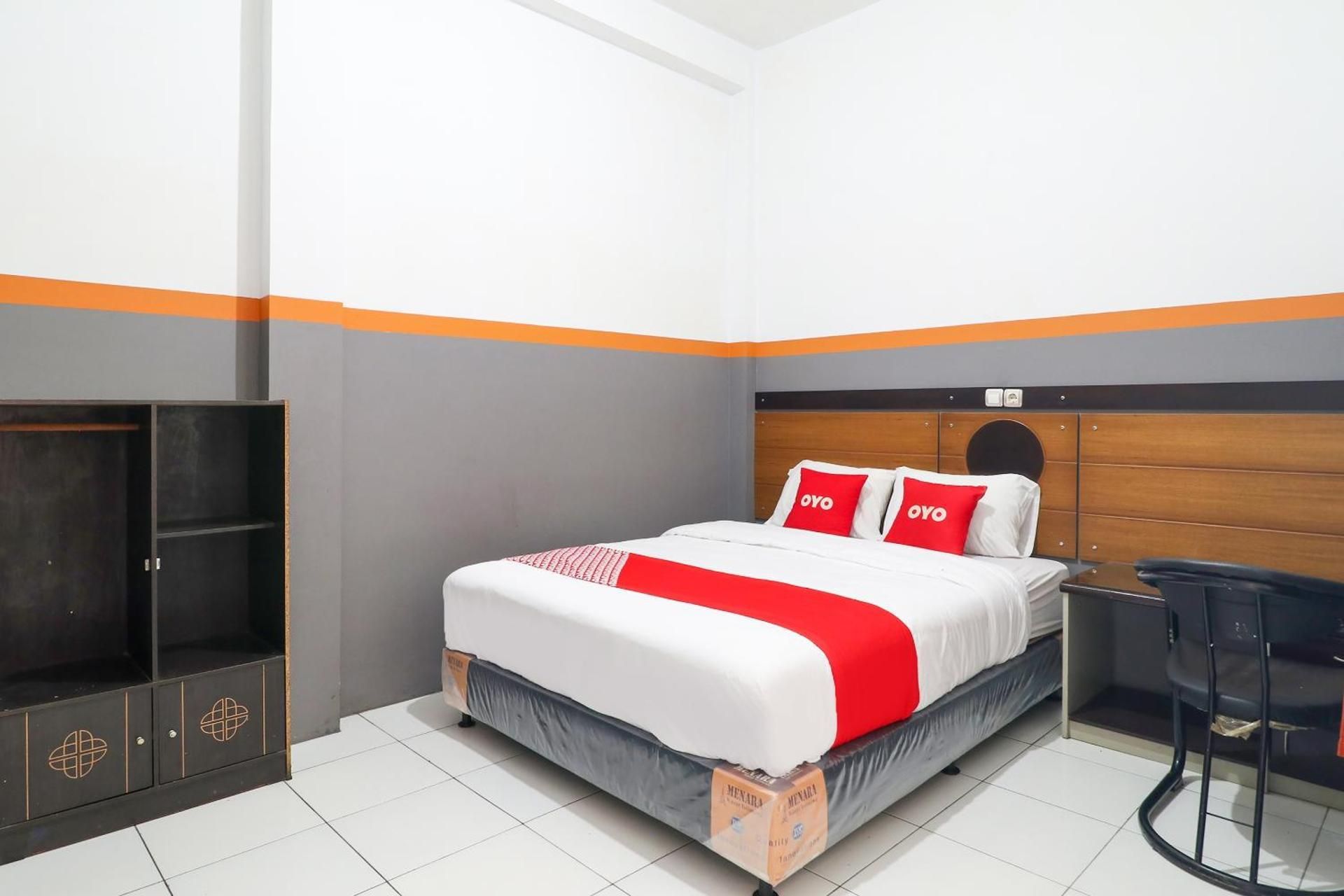 Hotel O Garut near Alun-Alun Tarogong formerly Wisma Etiga Standard Double Room 2