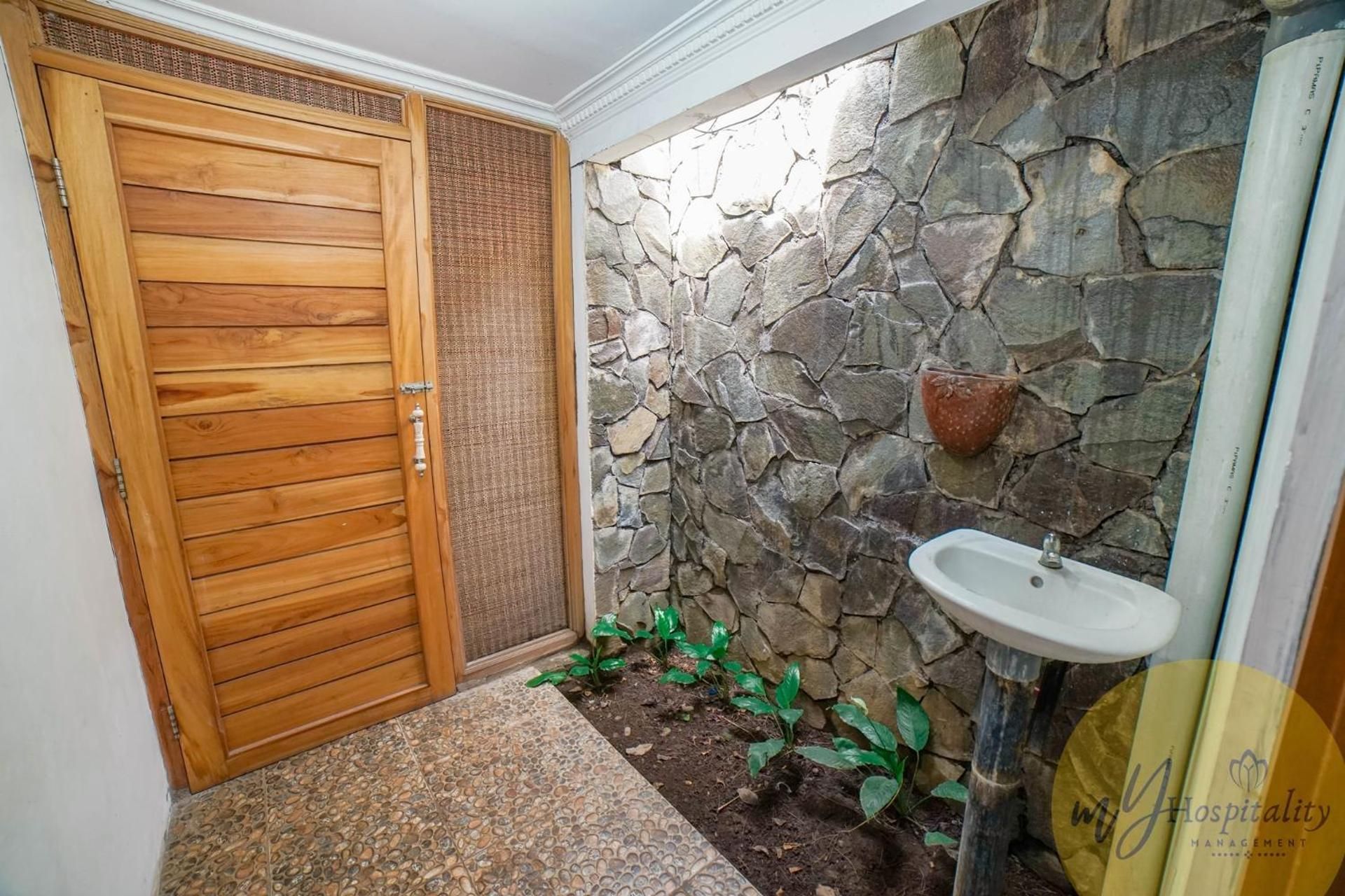 Joglo Garut Cottage Syariah by My Hospitality Cottage Room with Double Bed 2