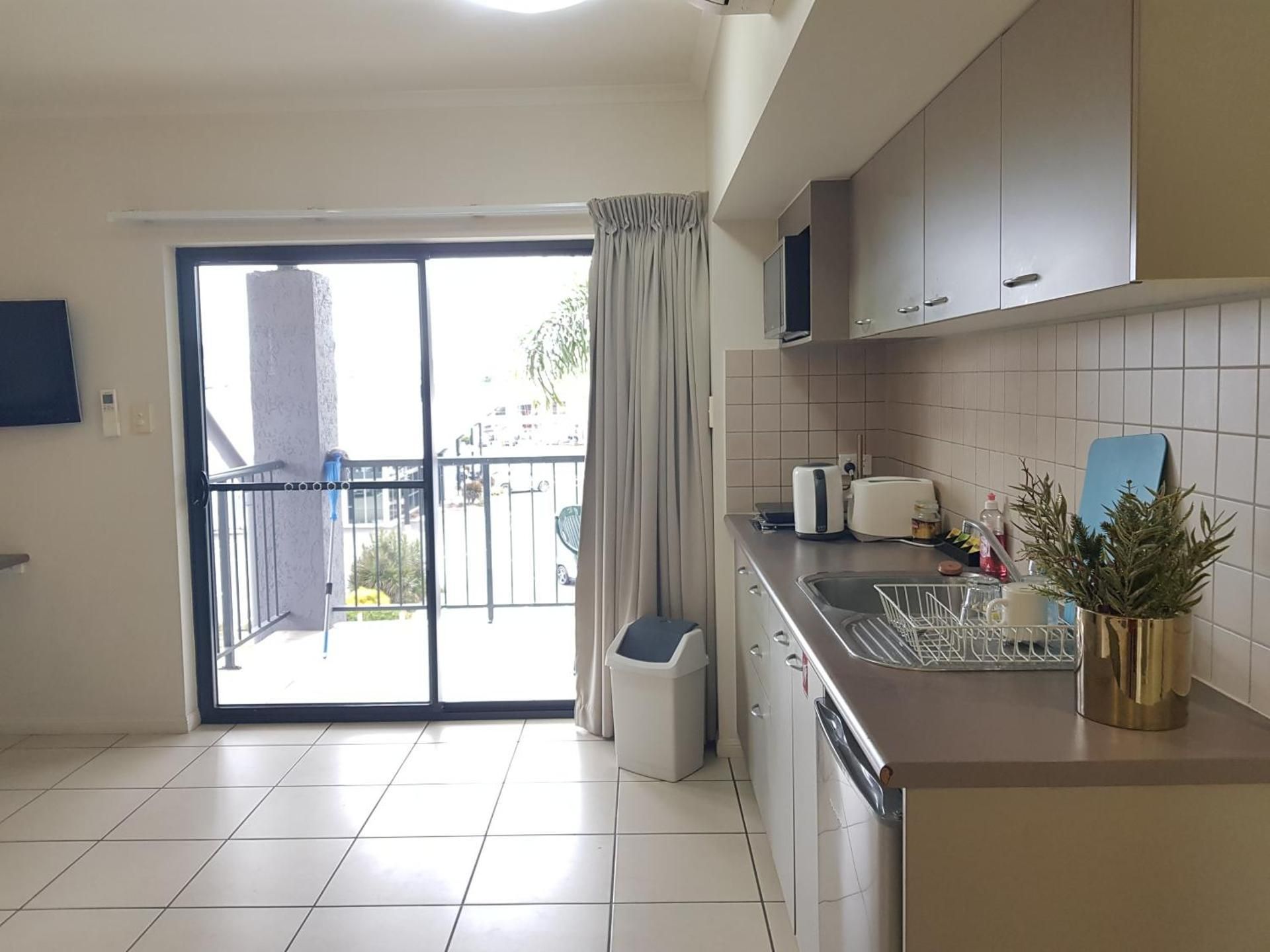 Cairns Central Atrium Apartments & Studio