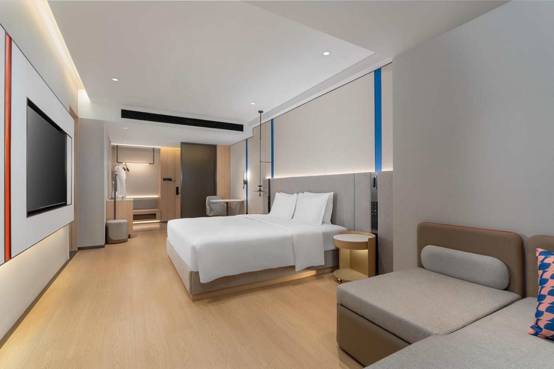 King Suite with Balcony and Snow Mountain View