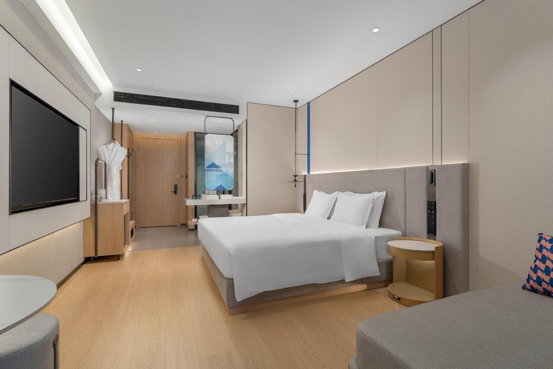 Standard King Room with Balcony