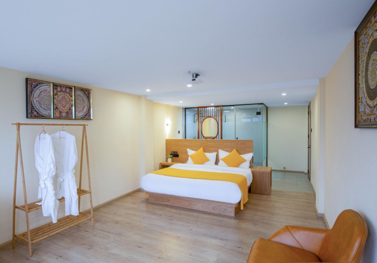 7th Day Suite