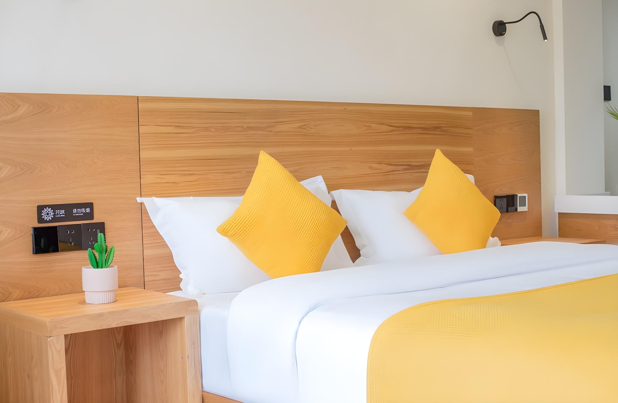 Lake View Twin Room