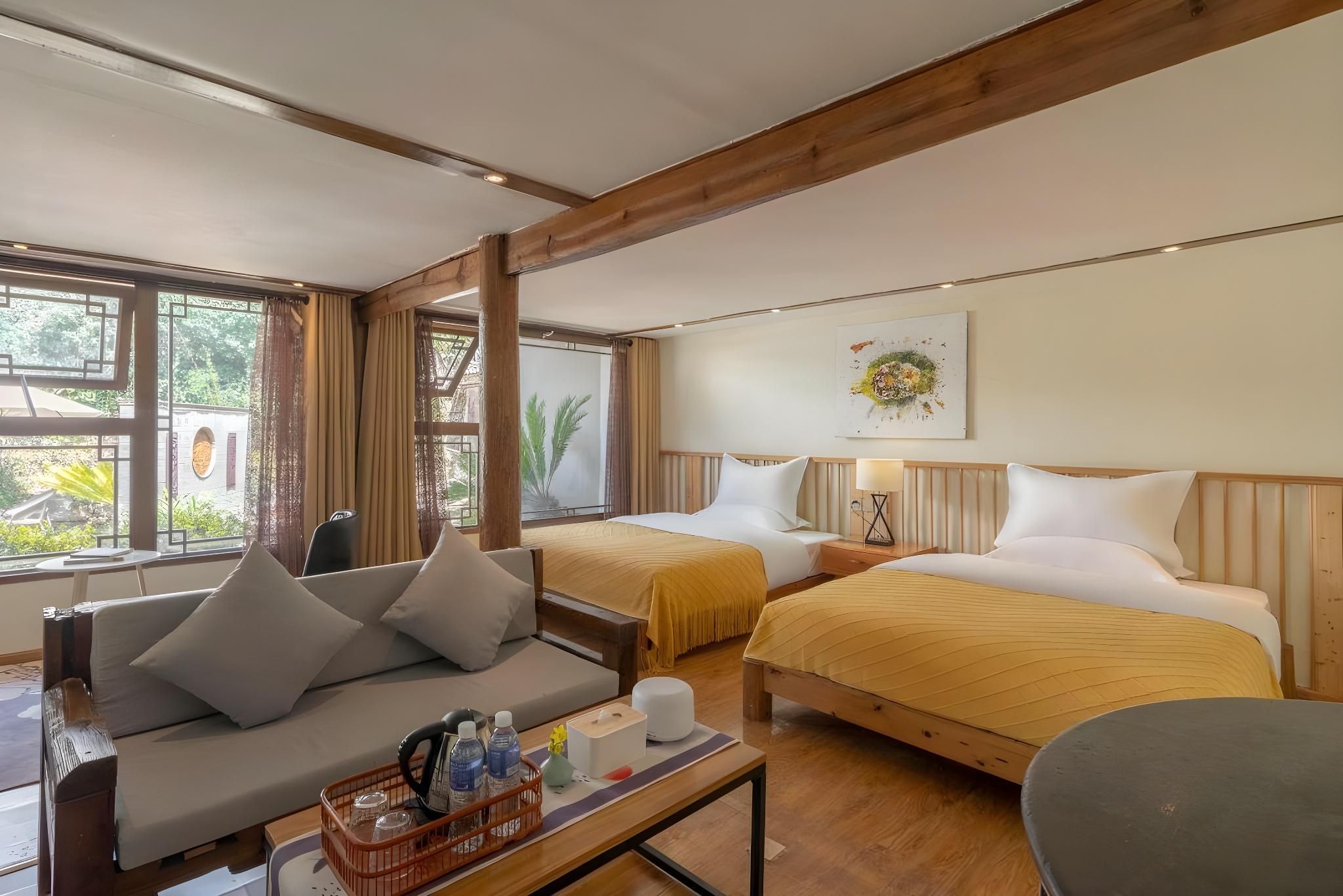 Guest Room - Twin Beds