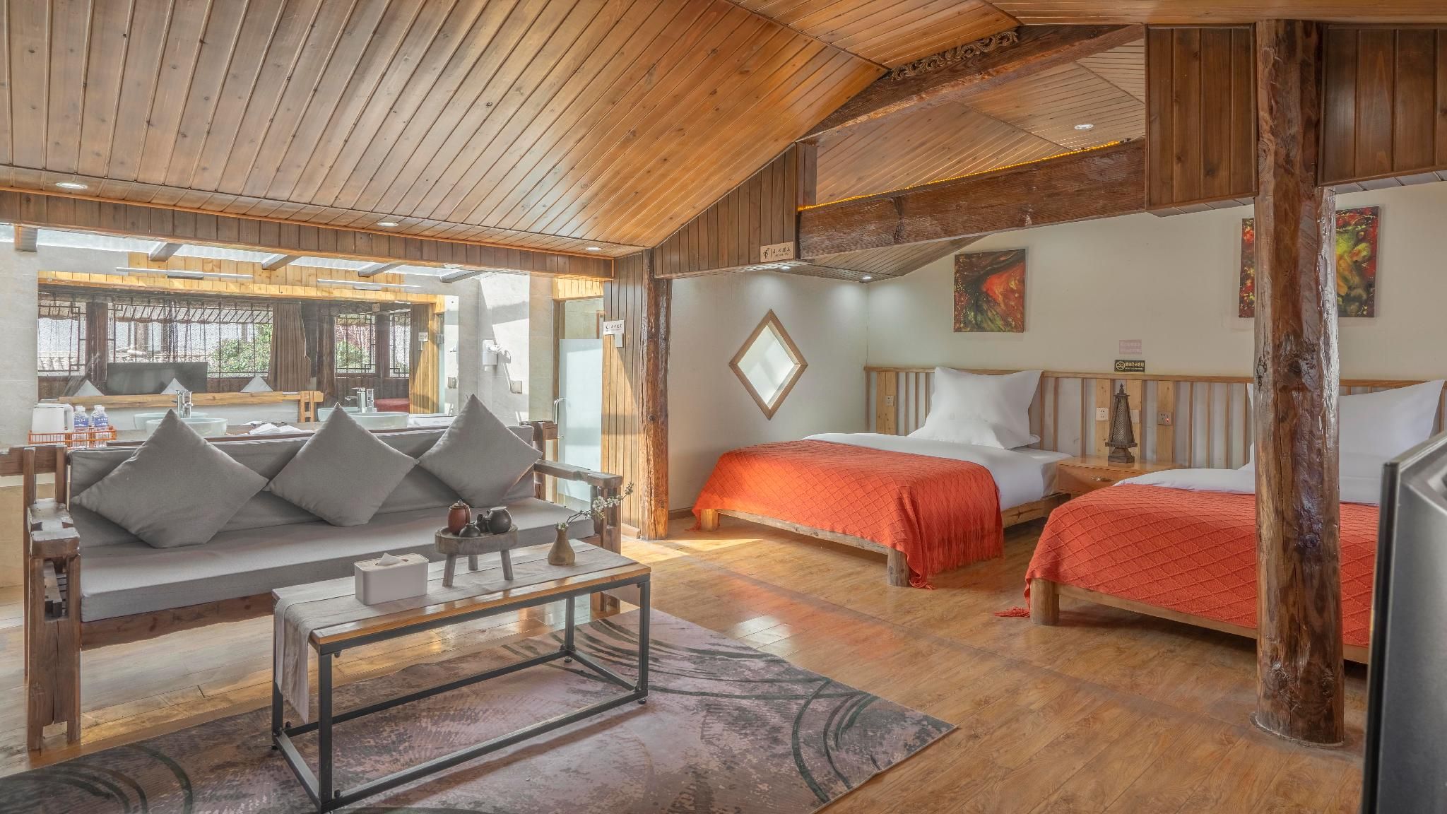 2 Bed Twin Superior Room