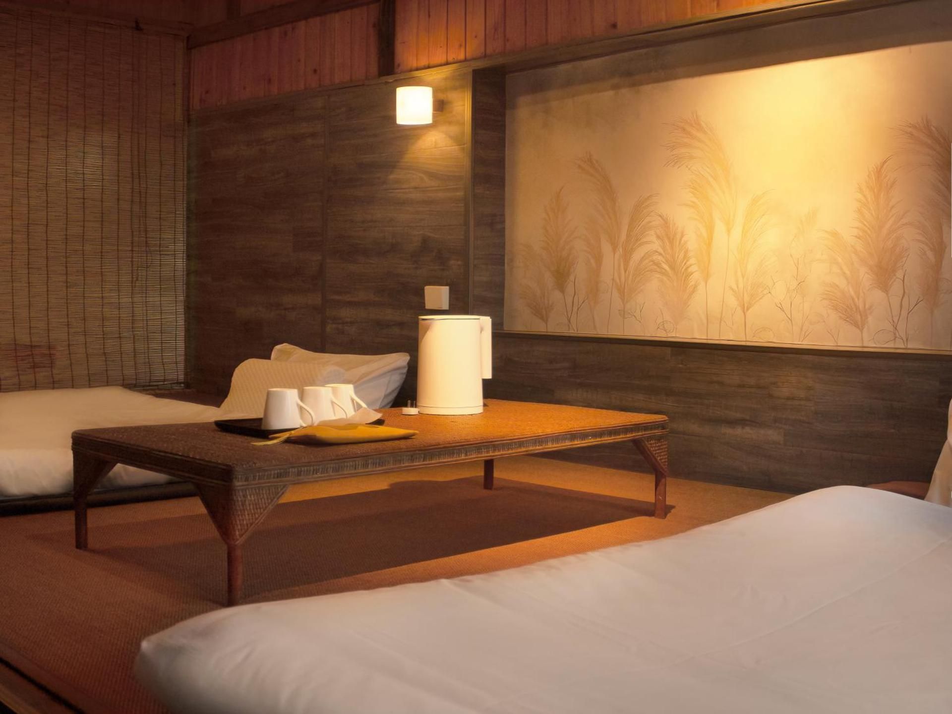 Naxi Yard Tatami Family Room