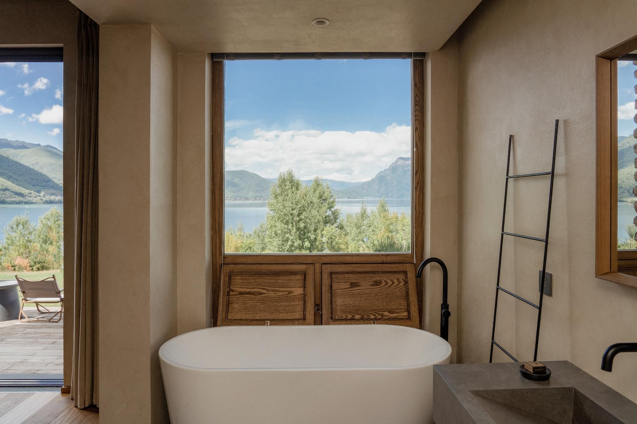 King Bedroom with Window