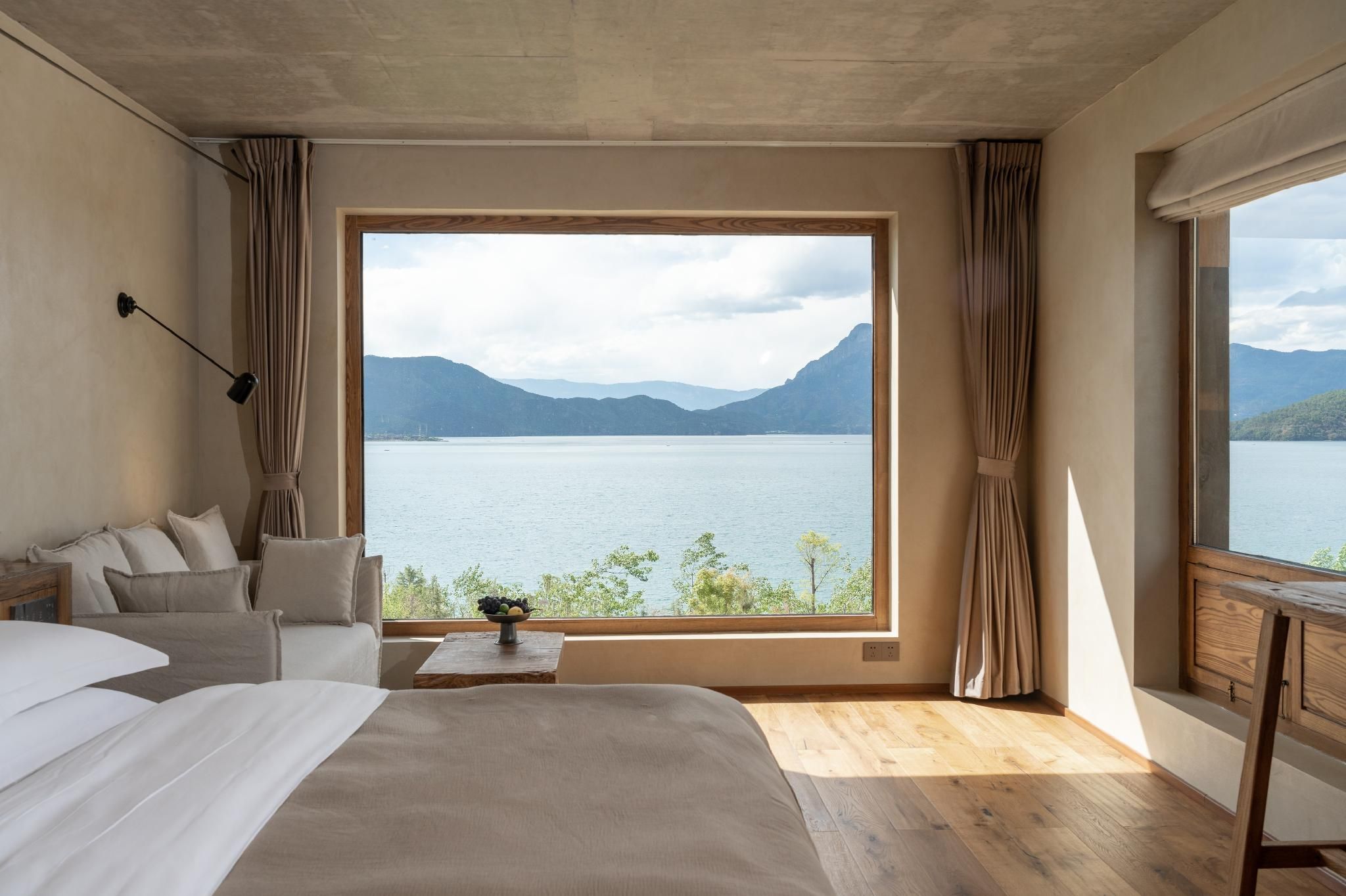 King Bedroom with Window