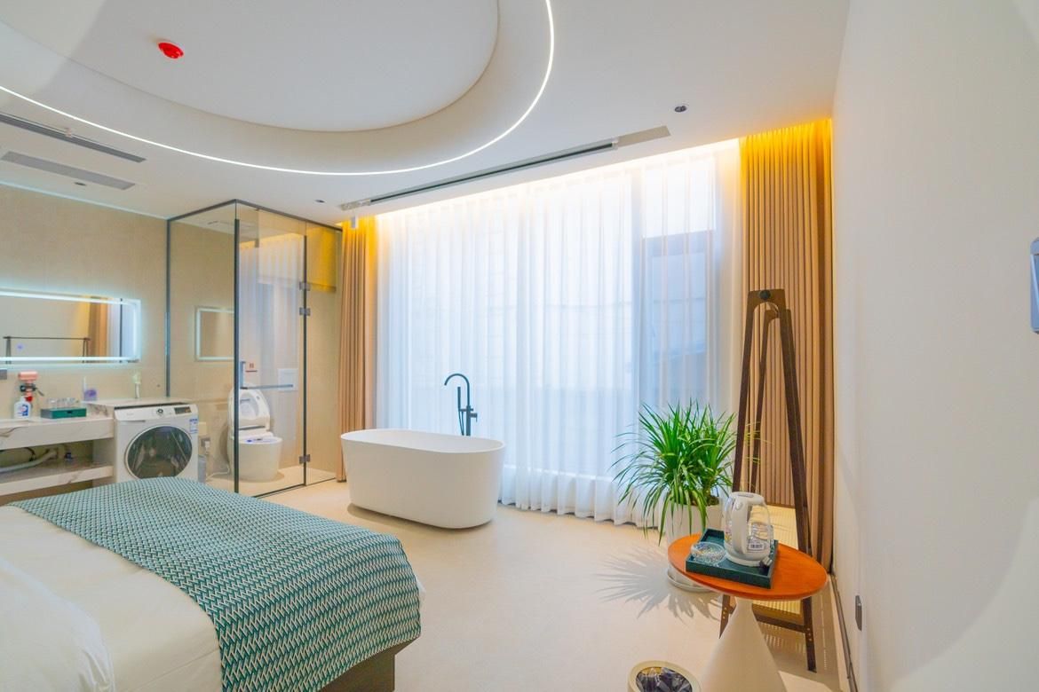 Boutique Queen Room