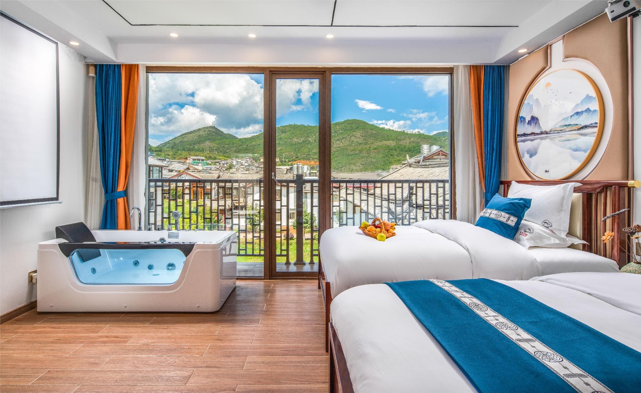 Guest Room with Two Single Beds