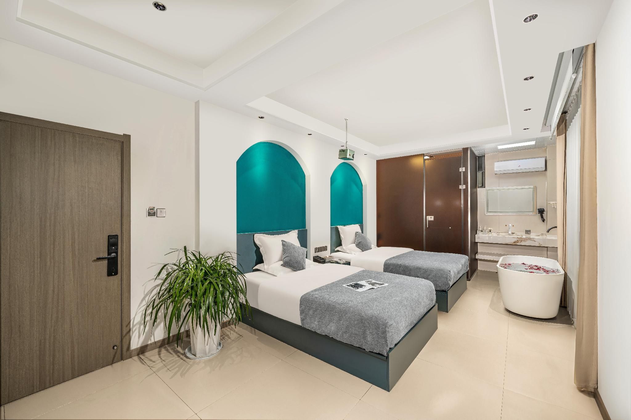 Twin Beds Standard Room