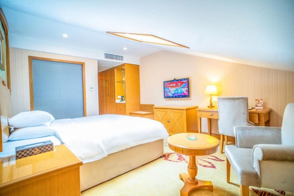 WH - Superior Bed Room