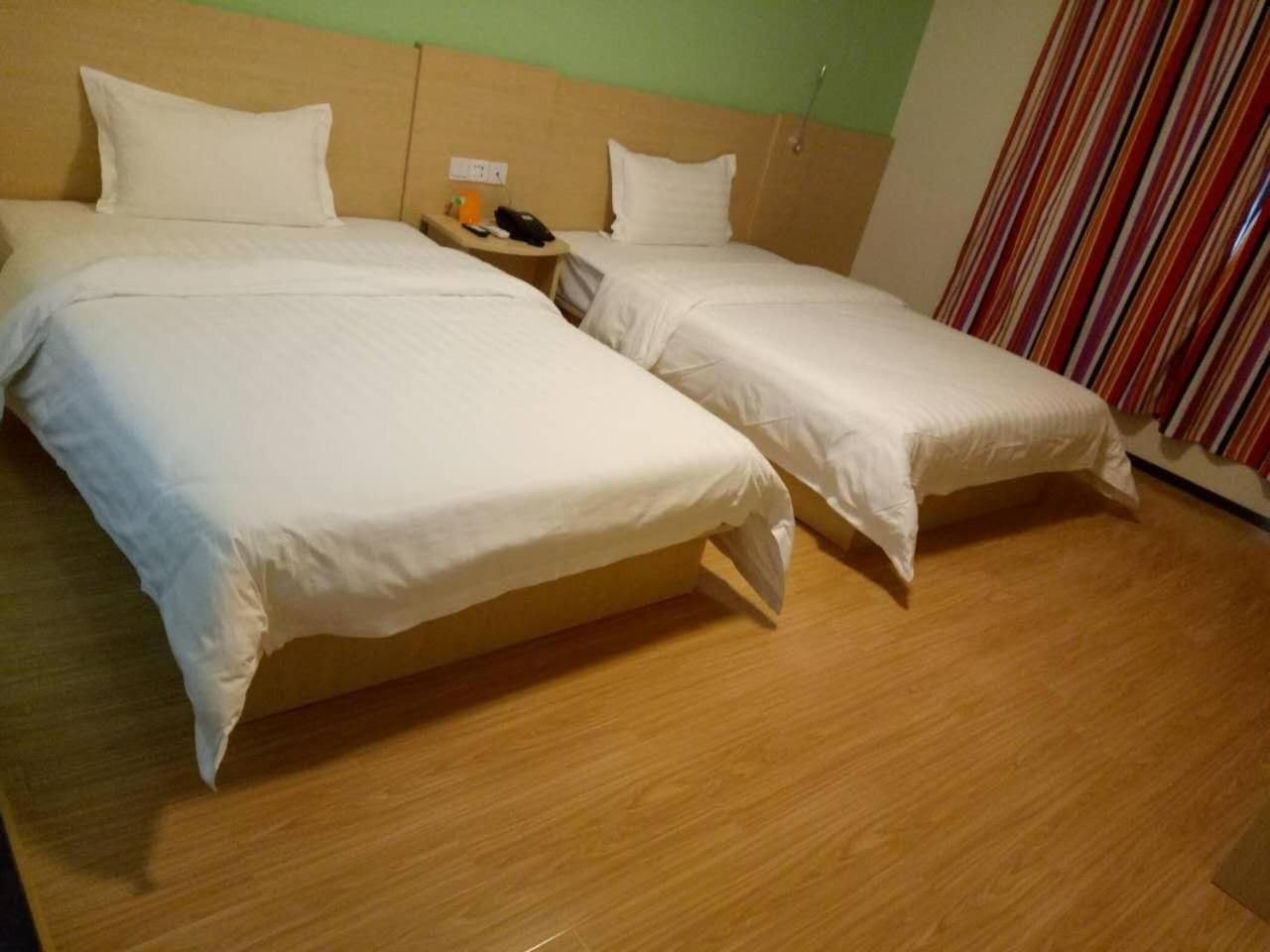 Select Twin Room
