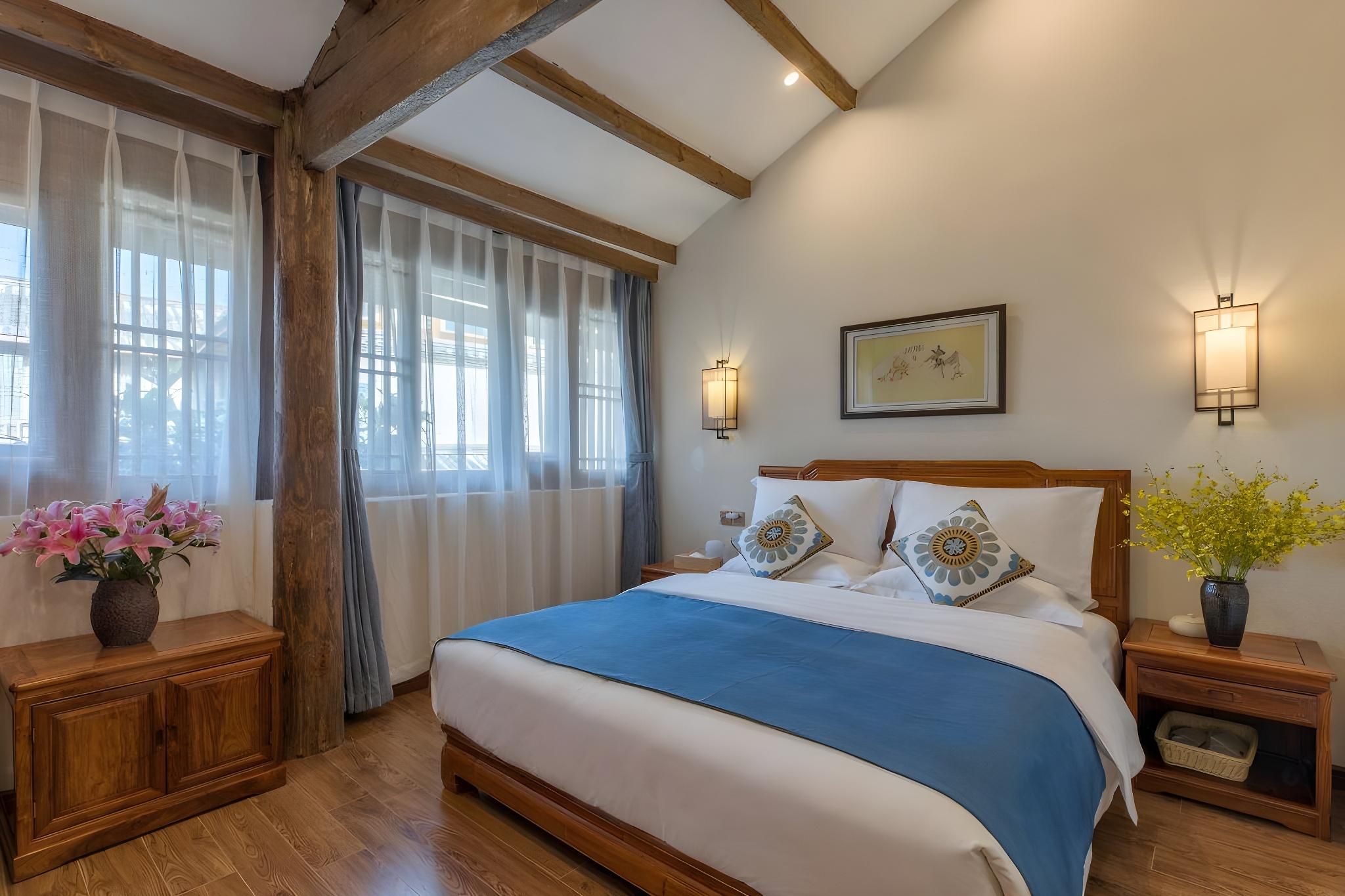 1 King Bed