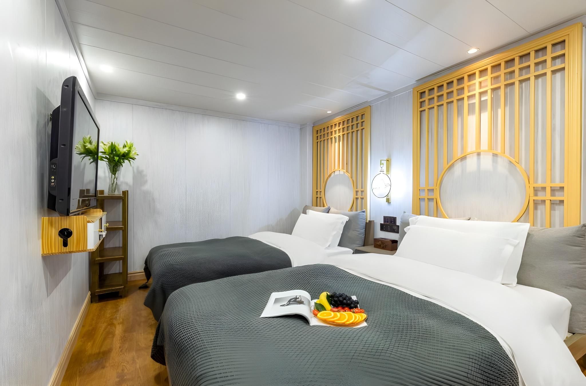 Guest Room - Twin Beds