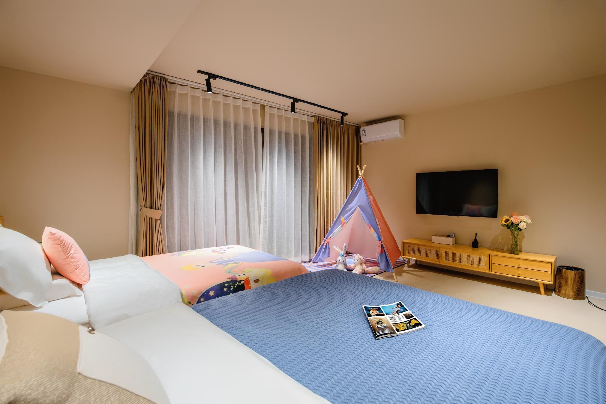 Friends and Family Triple Room