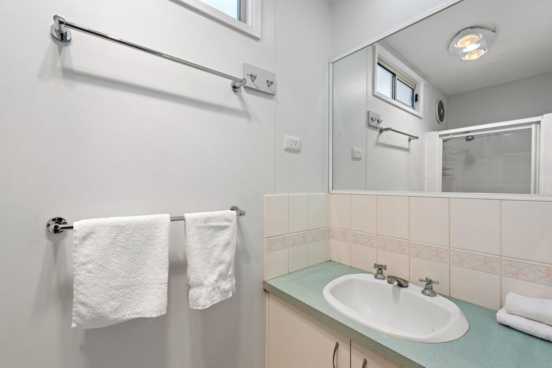 Superior 3 Bedroom Cabin