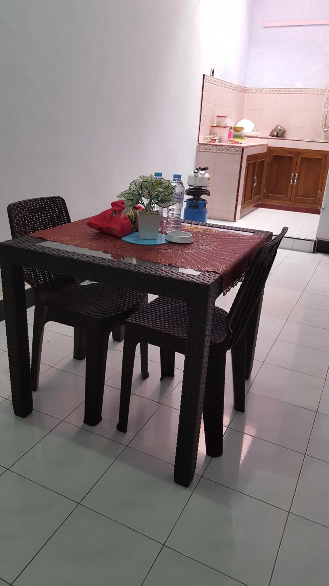 R2 Guest House