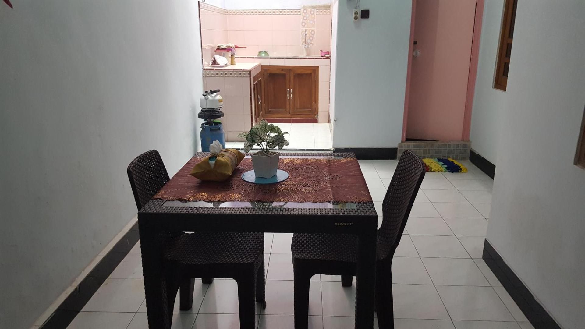 R2 Guest House
