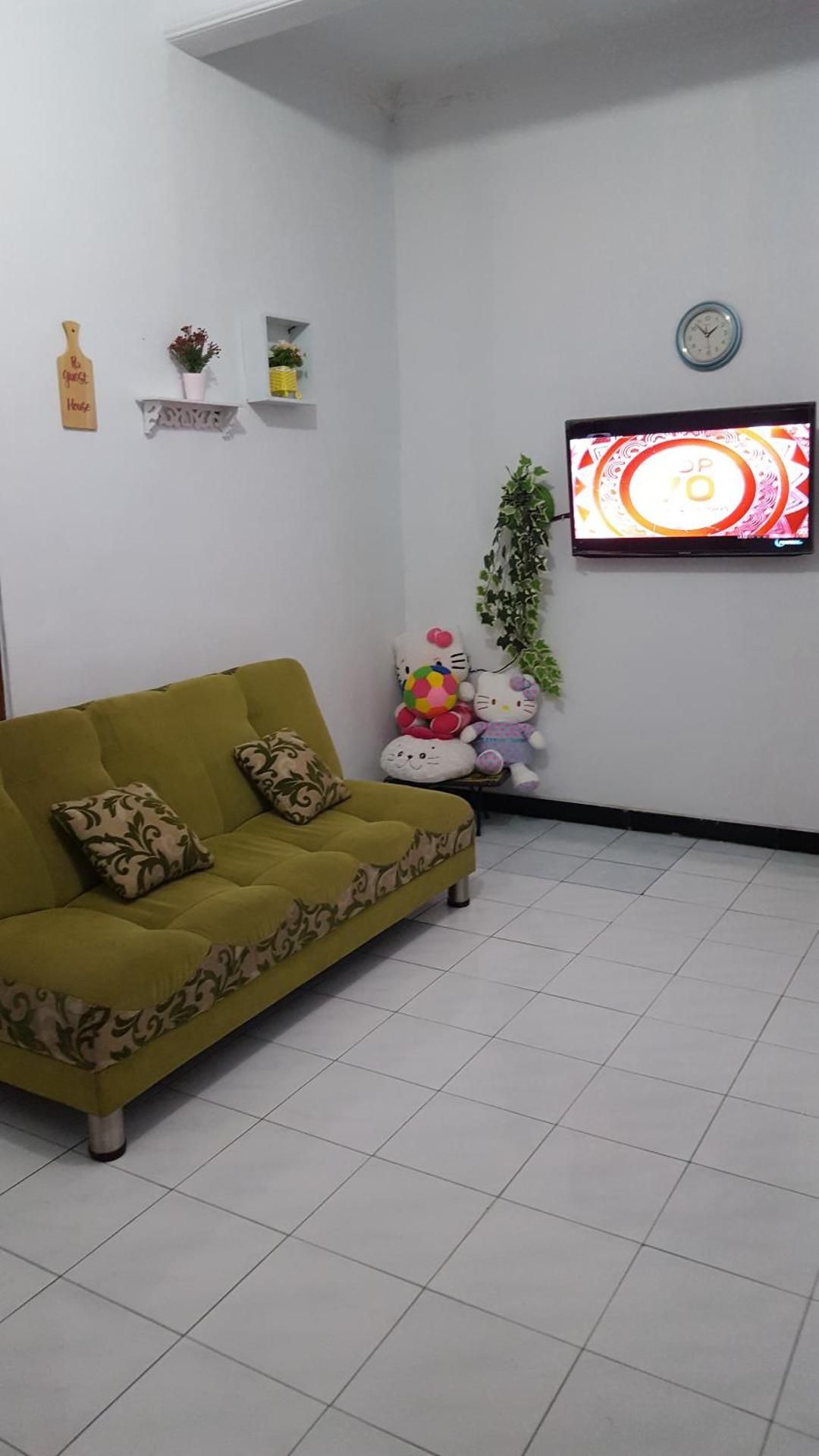 R2 Guest House