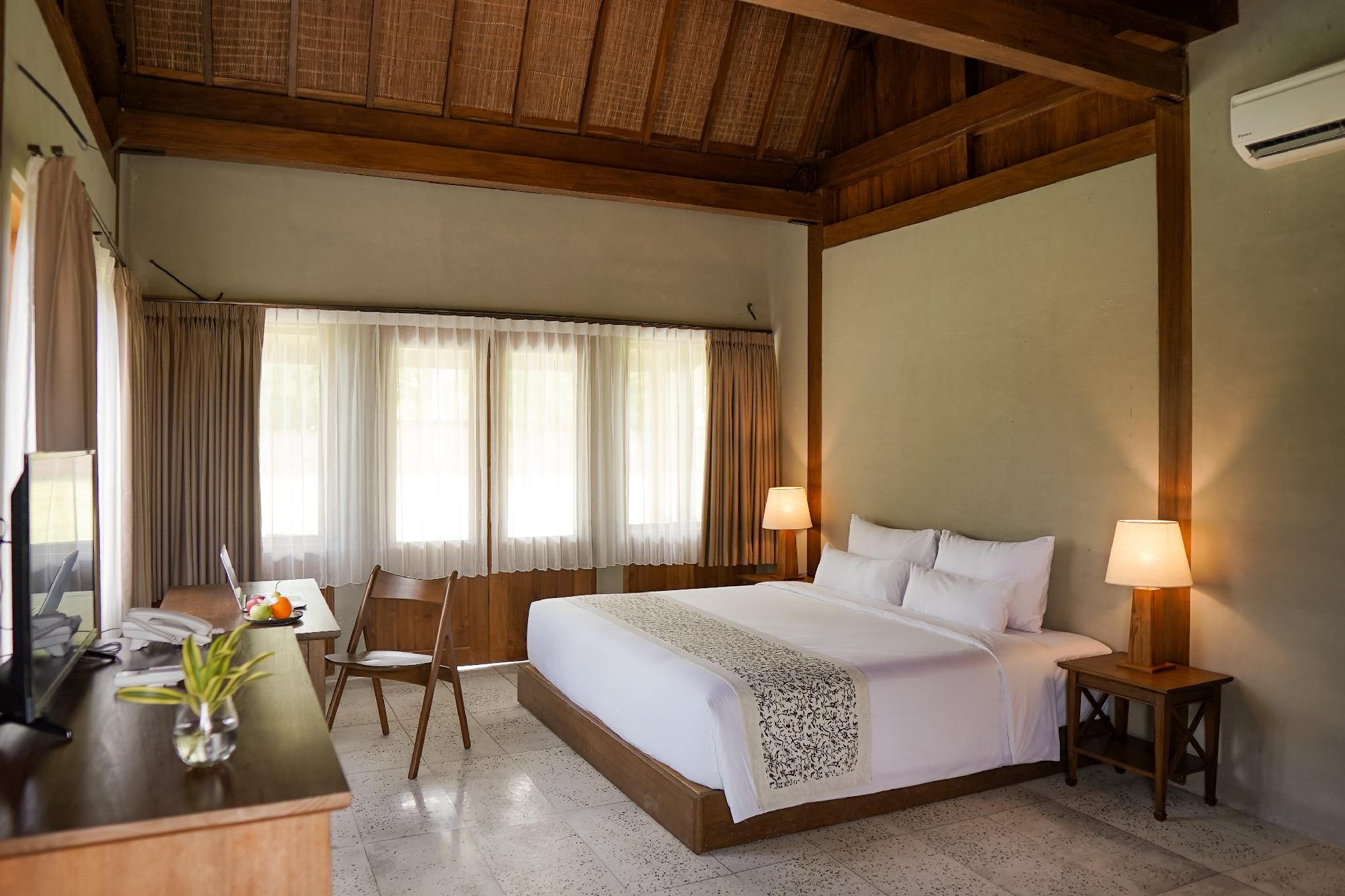 Deluxe - Garden View