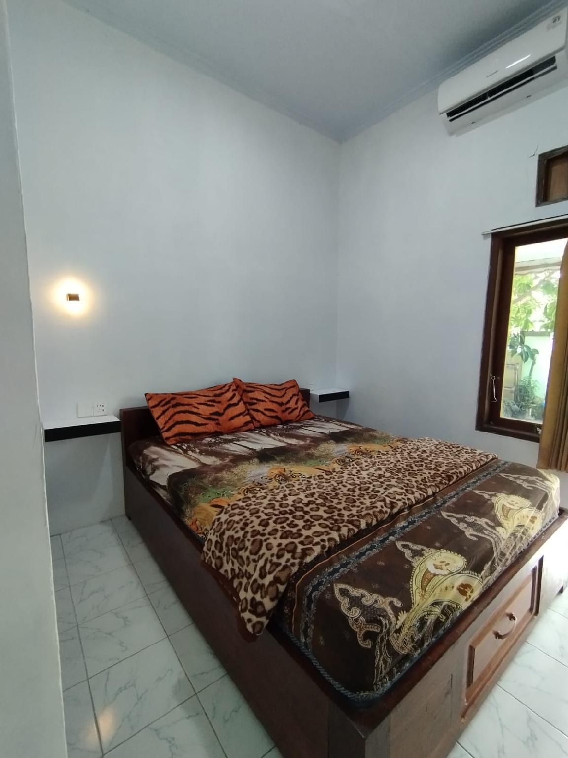 Small Double Non-Smoking