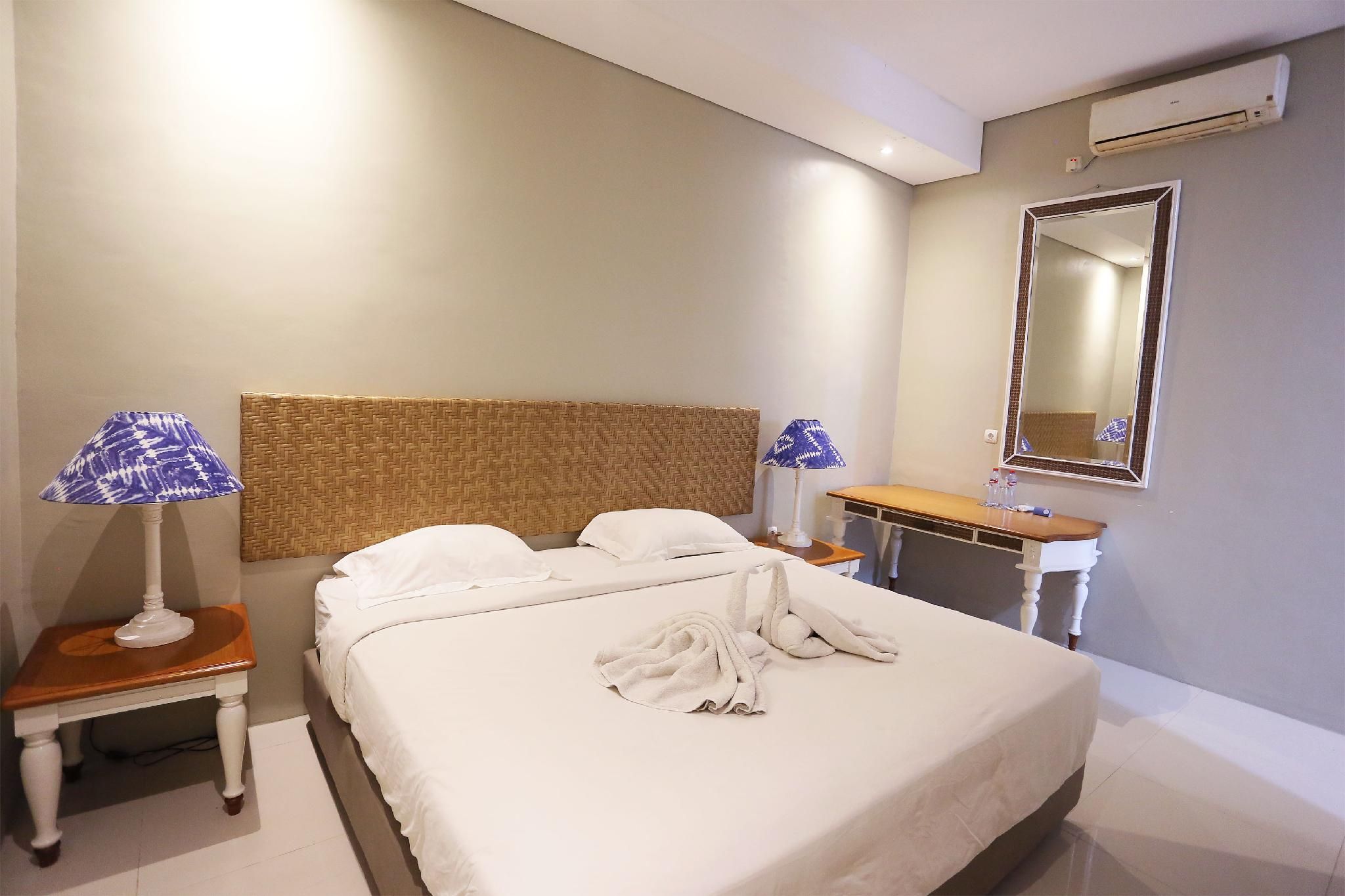 HEROES HOTEL