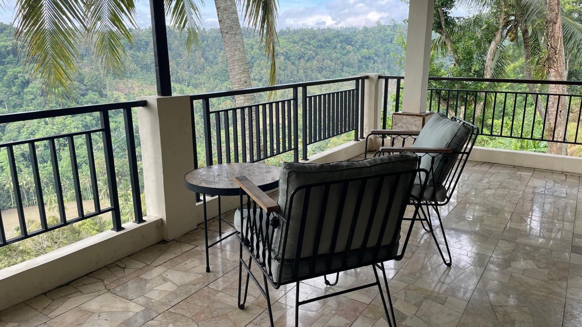 Domisili Ijen Cliff by Fays Hospitality Junior Suite with Balcony 2