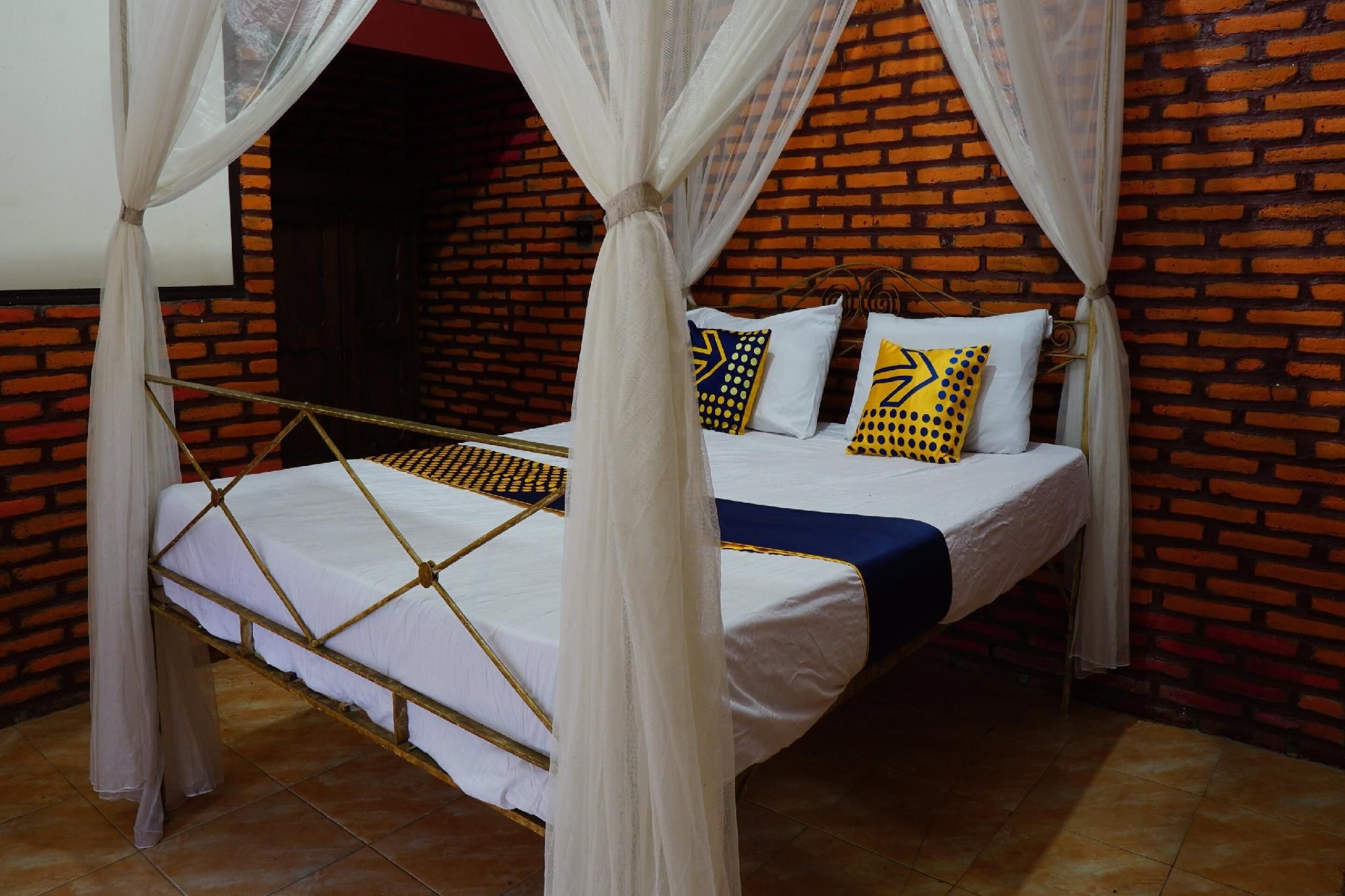 Double Room without Air Conditioning