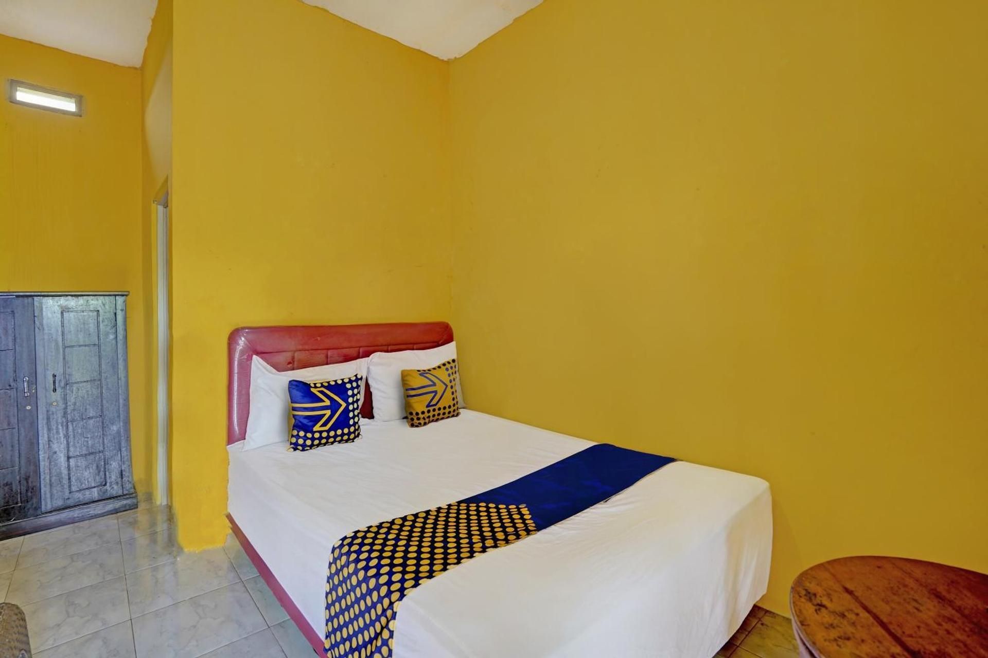 Double Room without Air Conditioning