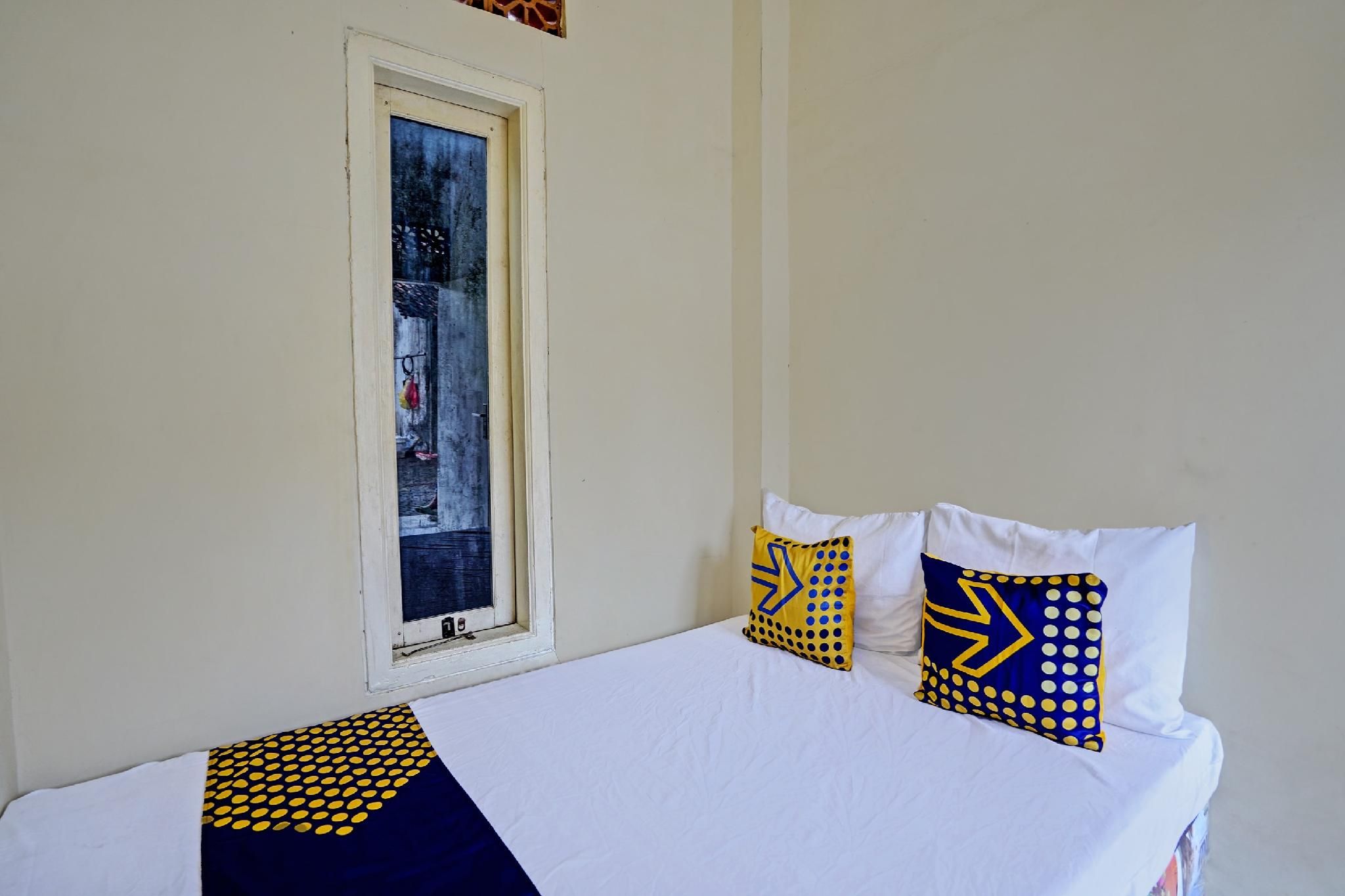 Double Room without Air Conditioning