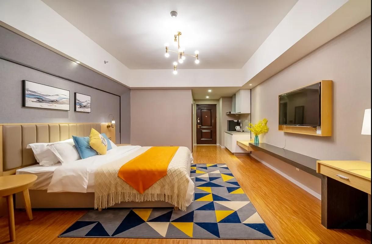 WH - Deluxe Bed Room