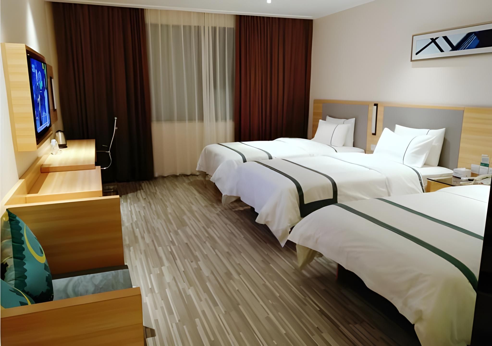 Dossen - City Family Room