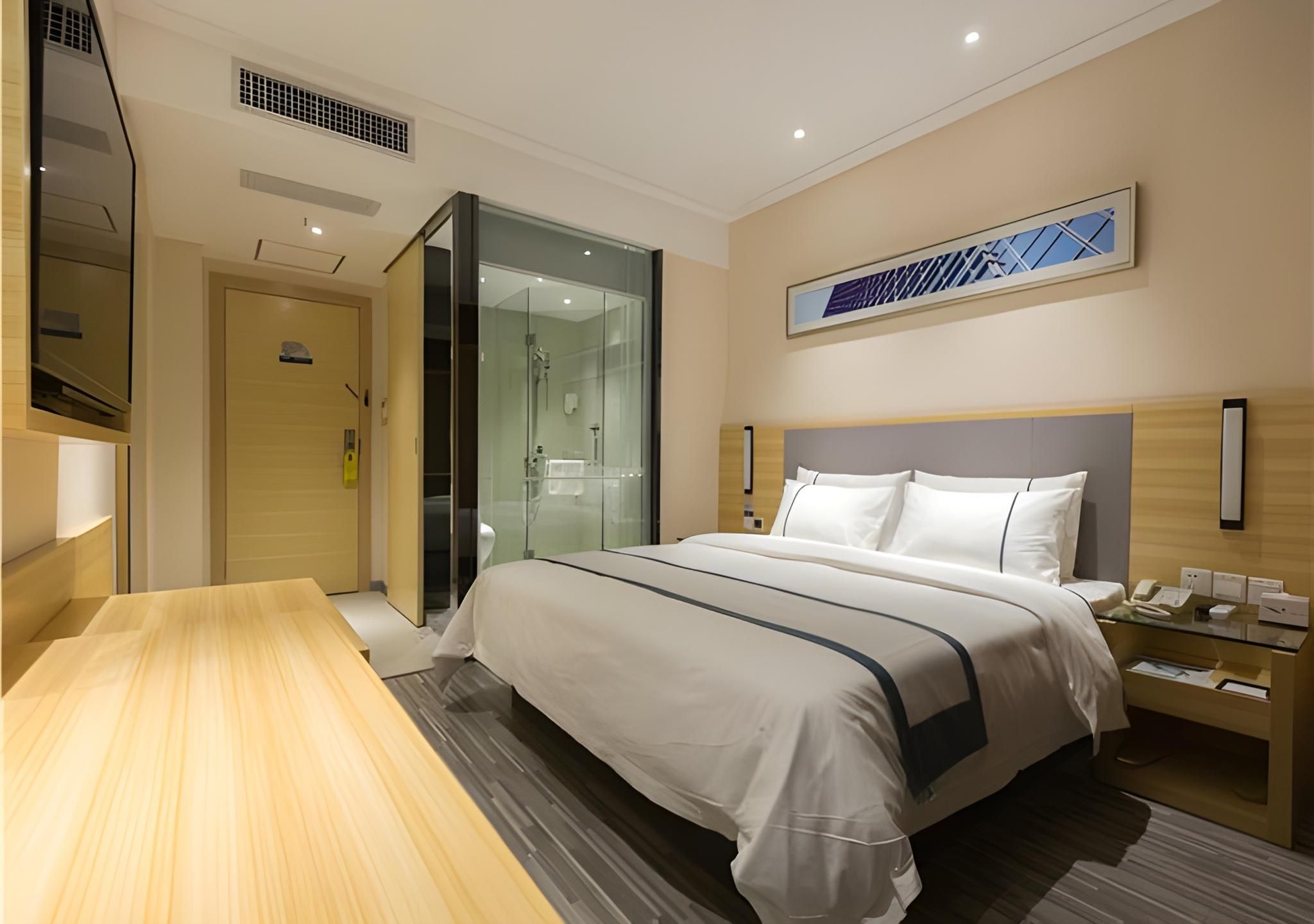 Business Queen Room
