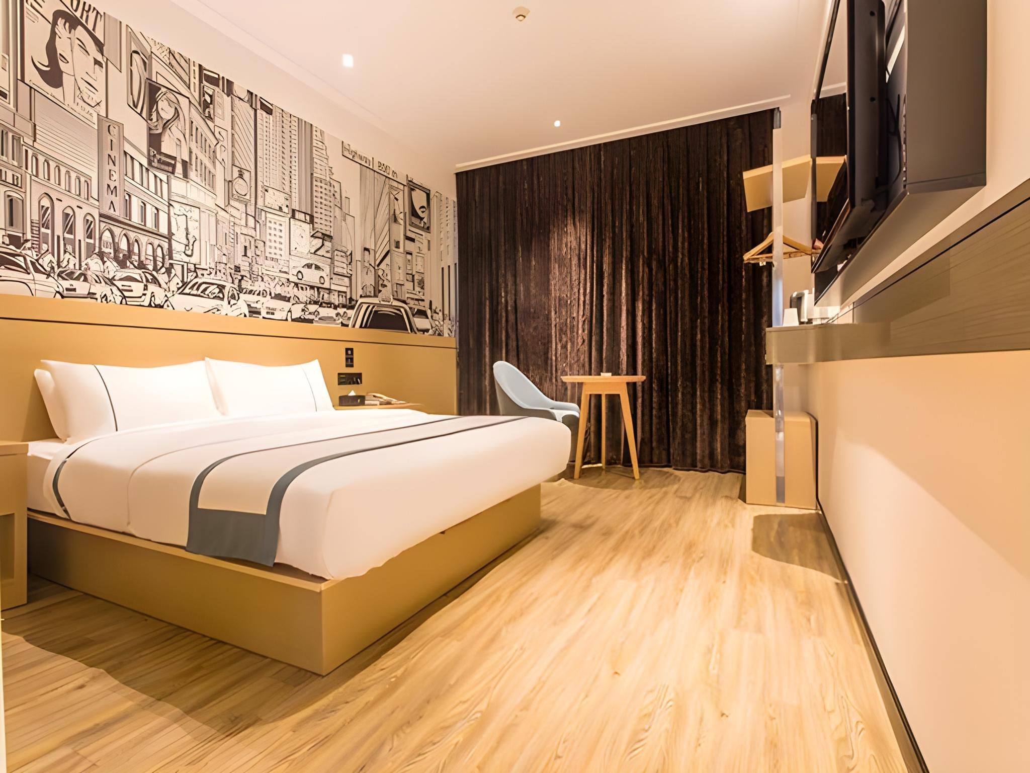 Business Queen Room