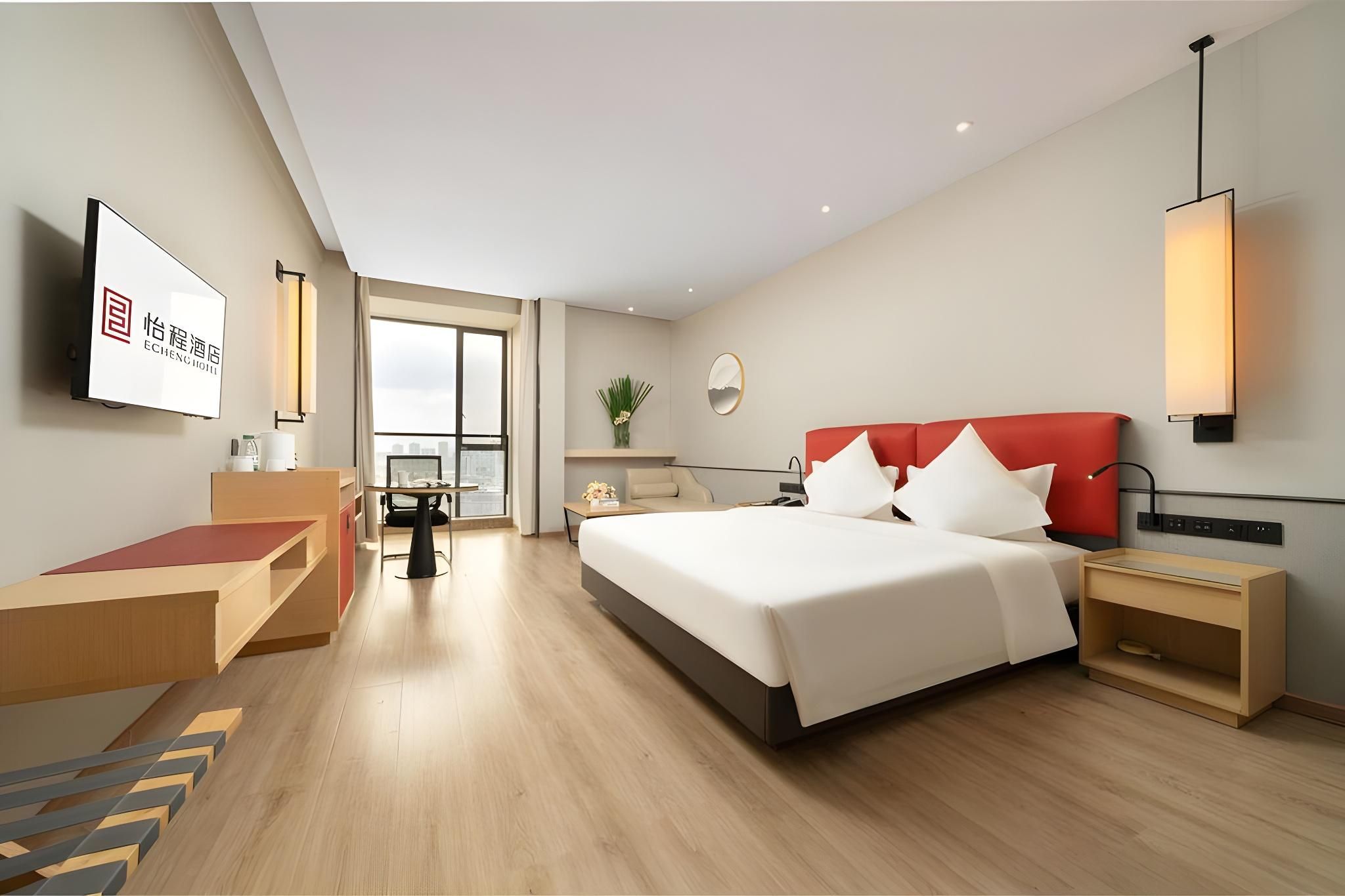 Queen Room