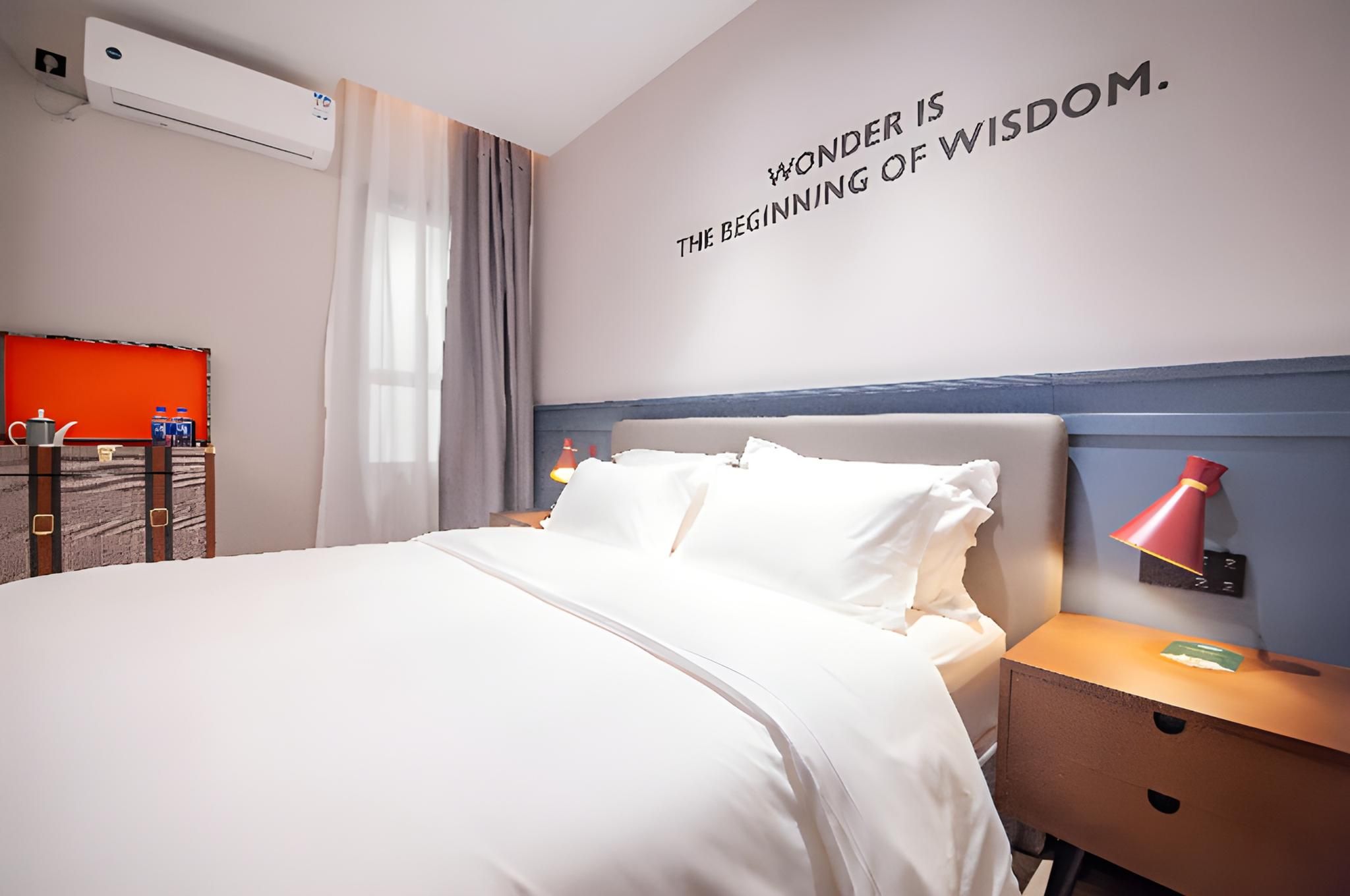 Dossen - Standard Bed Room