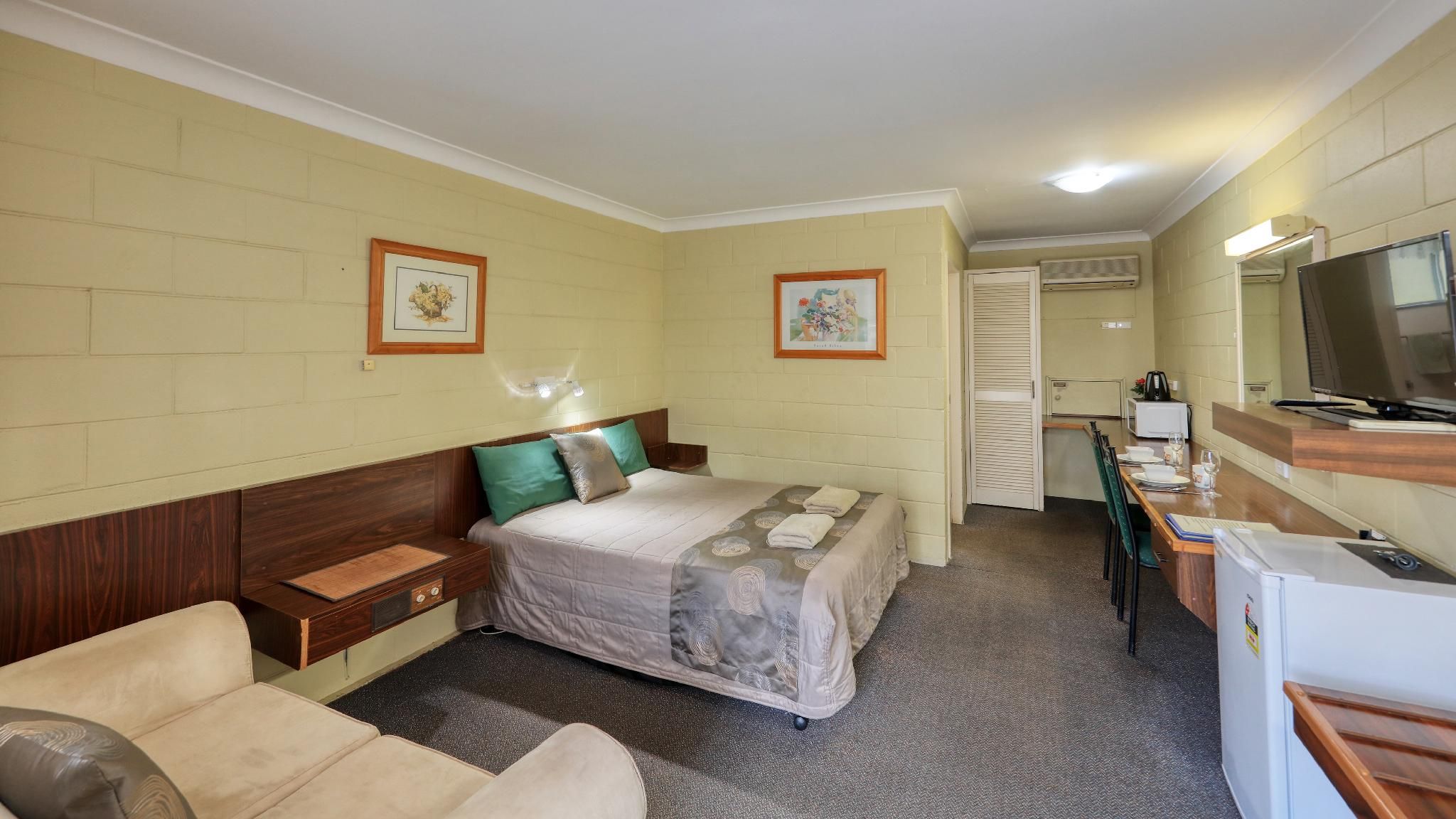 Standard Double Room - Non-Smoking
