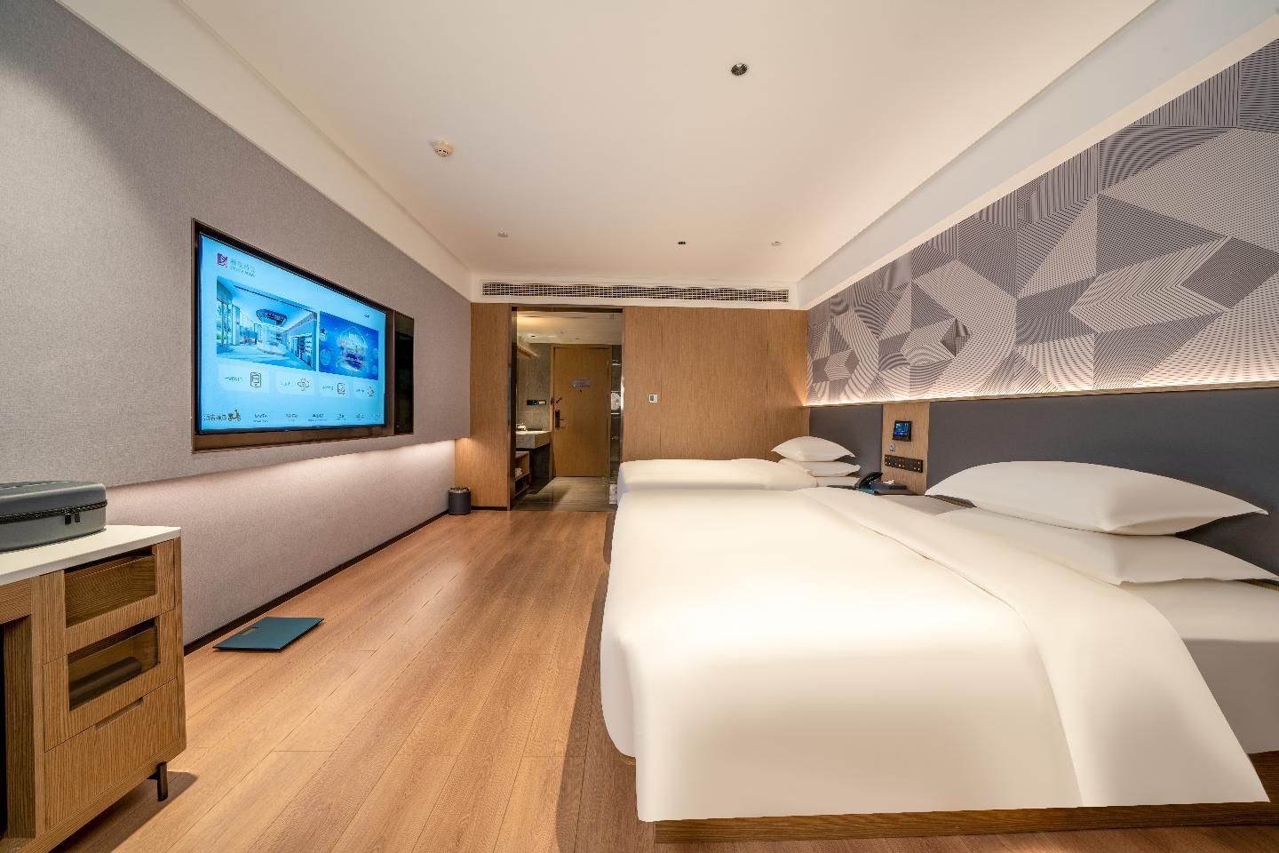 Dossen - Family Room