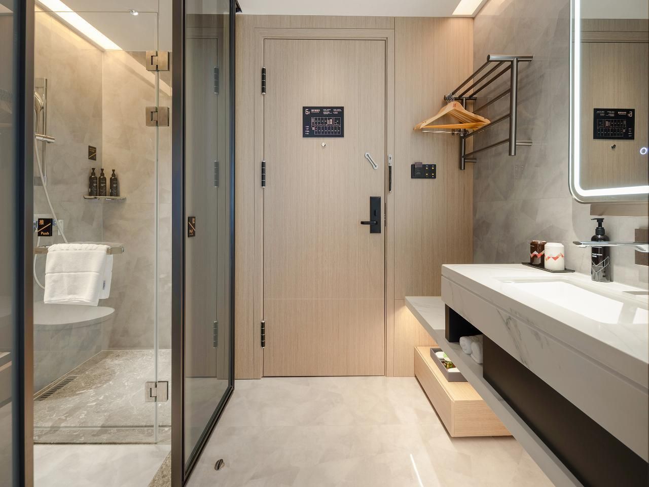 Borman Hotel Liuzhou Baisha Road Crystal International Dossen - Intelligent Superior 1 Bed Room 2