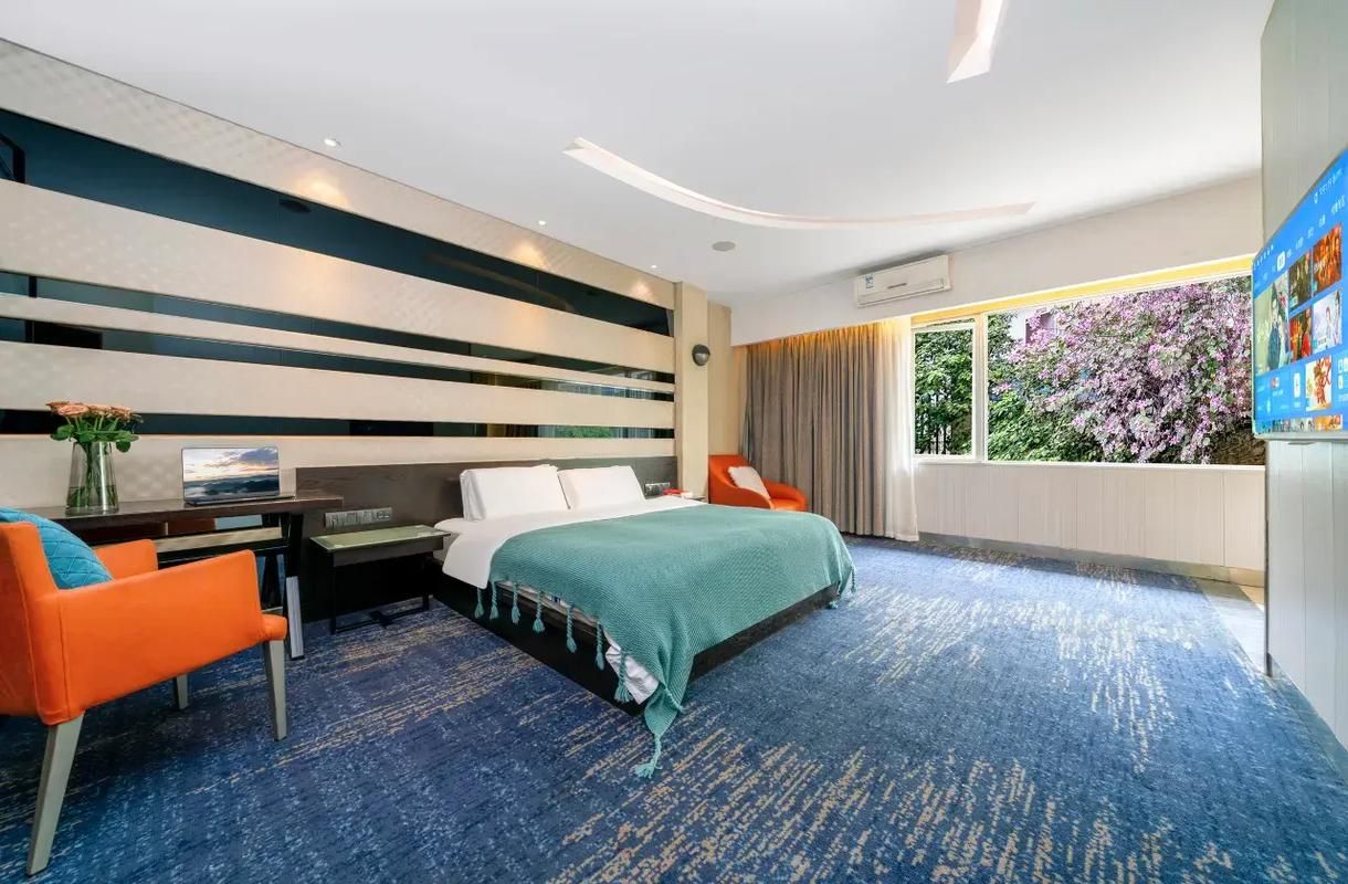 Bubble Ginger Double Room