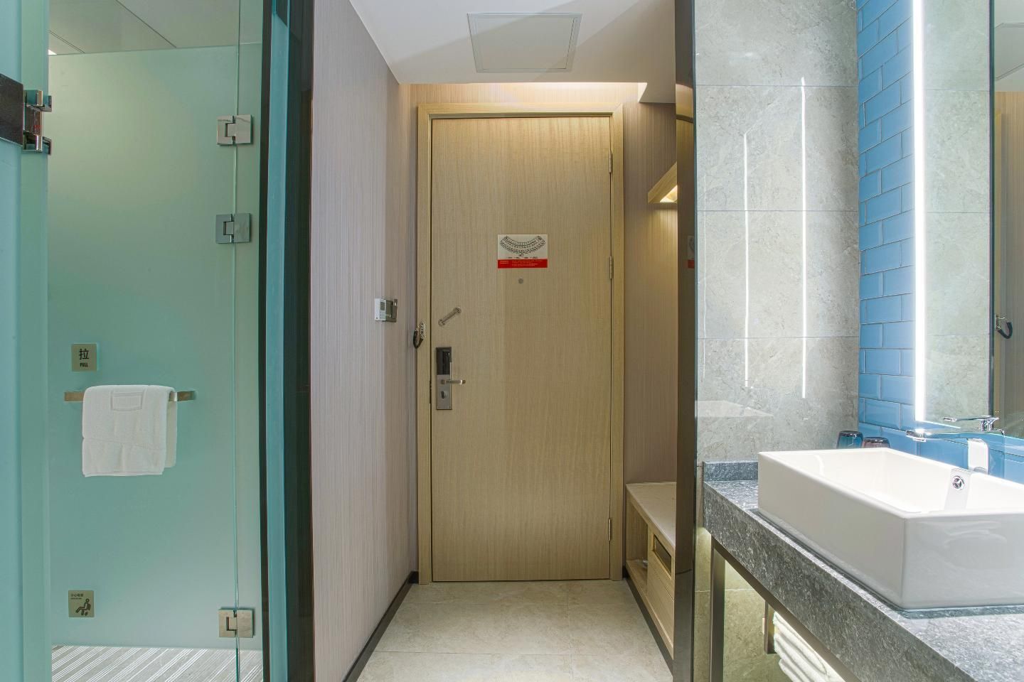 Dossen - Standard Bed Room