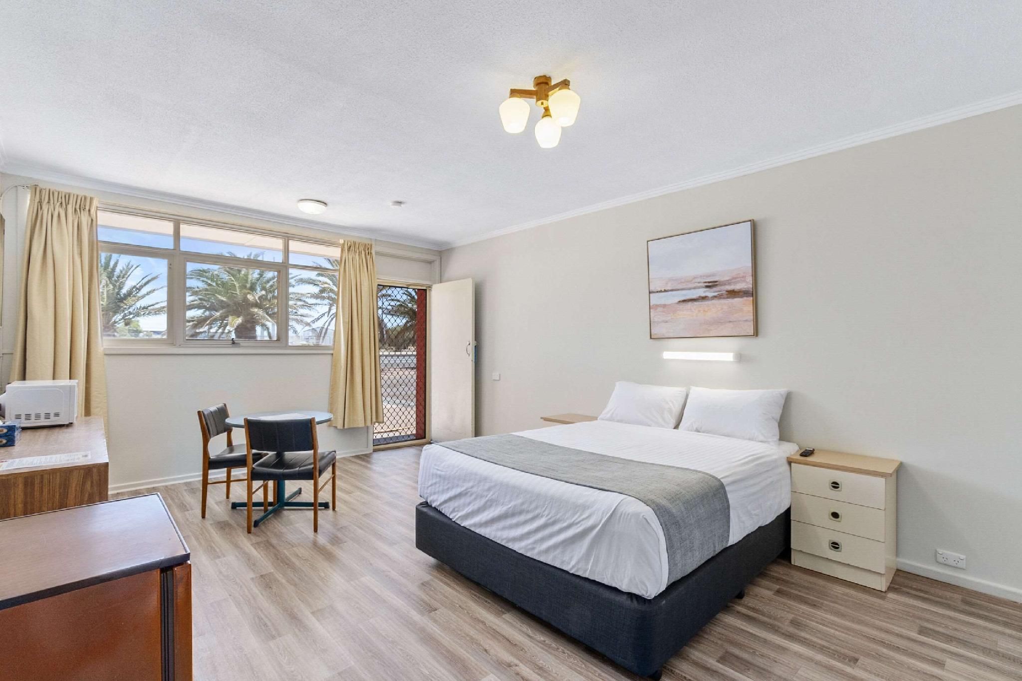 Econo Lodge Port Augusta 1 Queen Bed, Nonsmoking