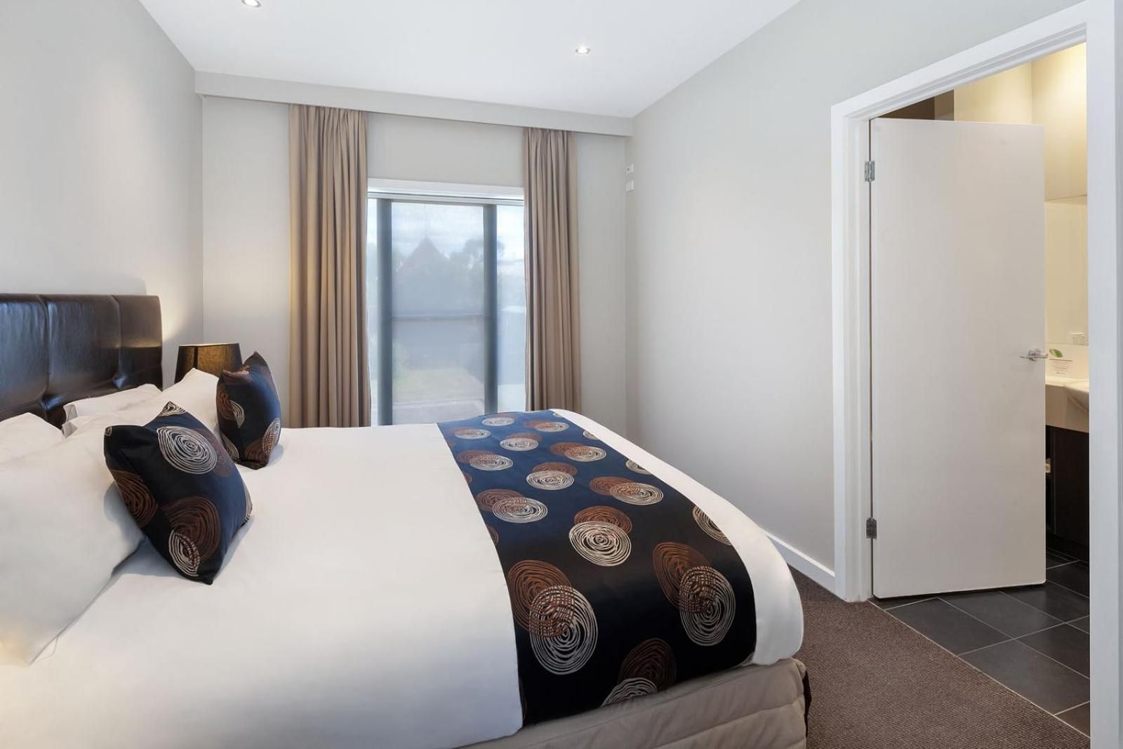 King Spa Suite