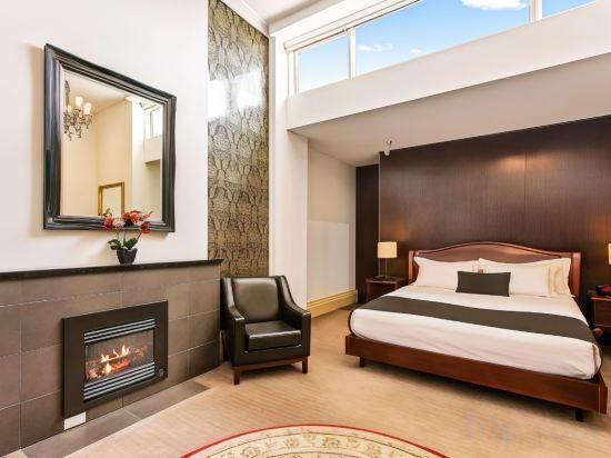 King Room - Non-Smoking