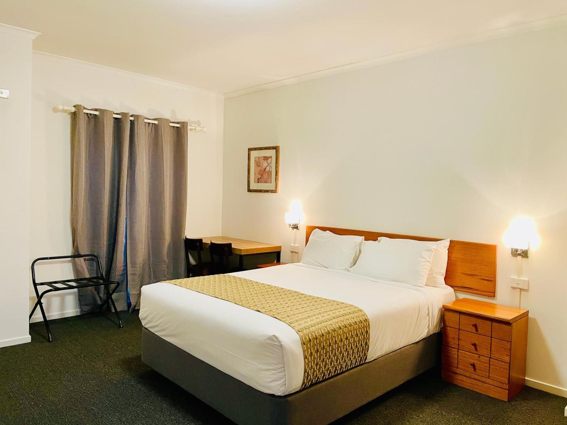 Queen Room - Non Smoking/Ground Floor
